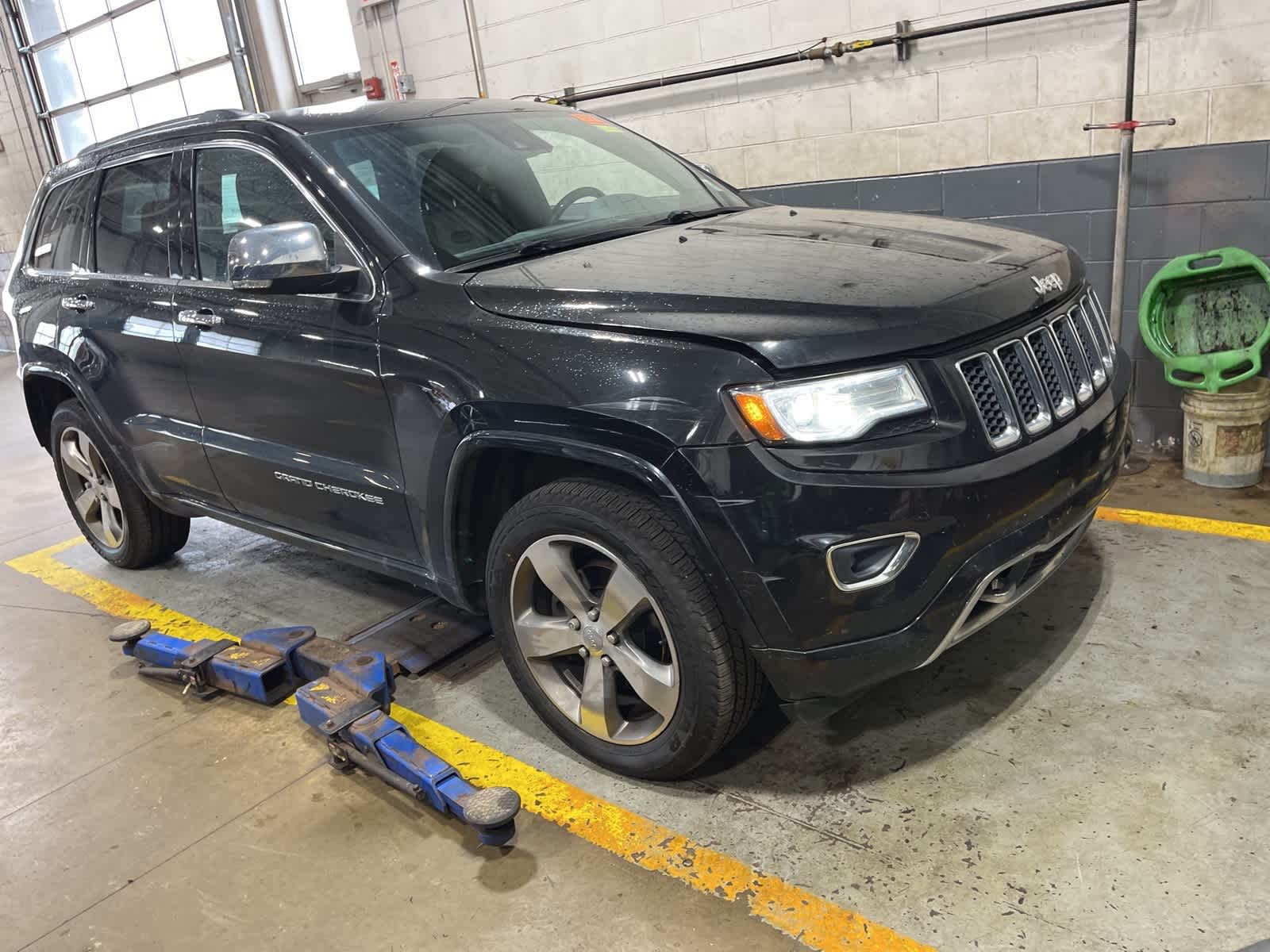 Thumbnail: 2014 Jeep Grand Cherokee - 21