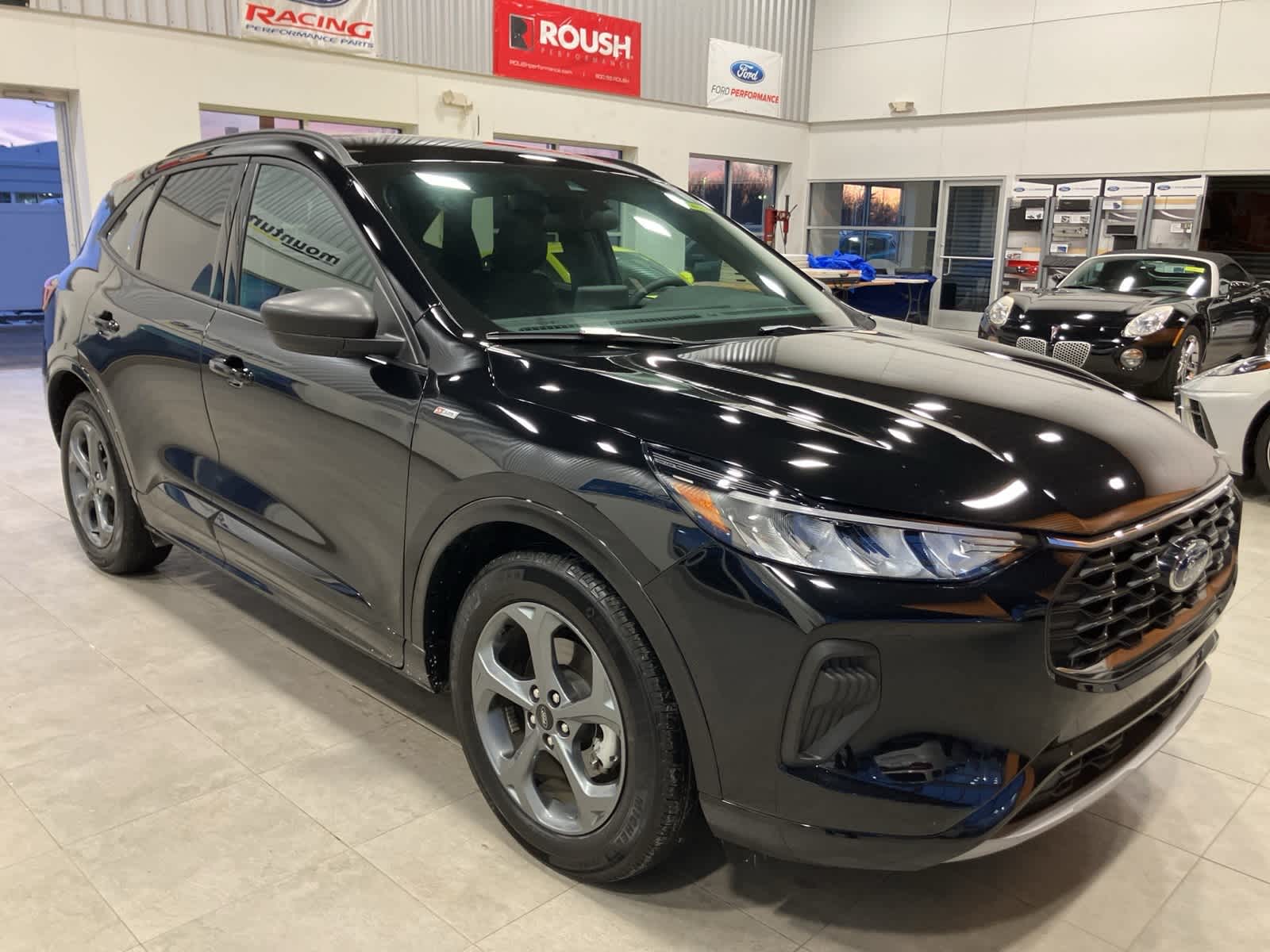 Thumbnail: 2023 Ford Escape - 3