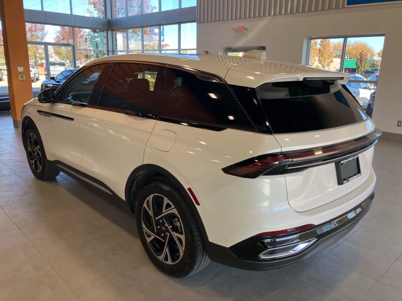 Thumbnail: 2024 Lincoln Nautilus - 7