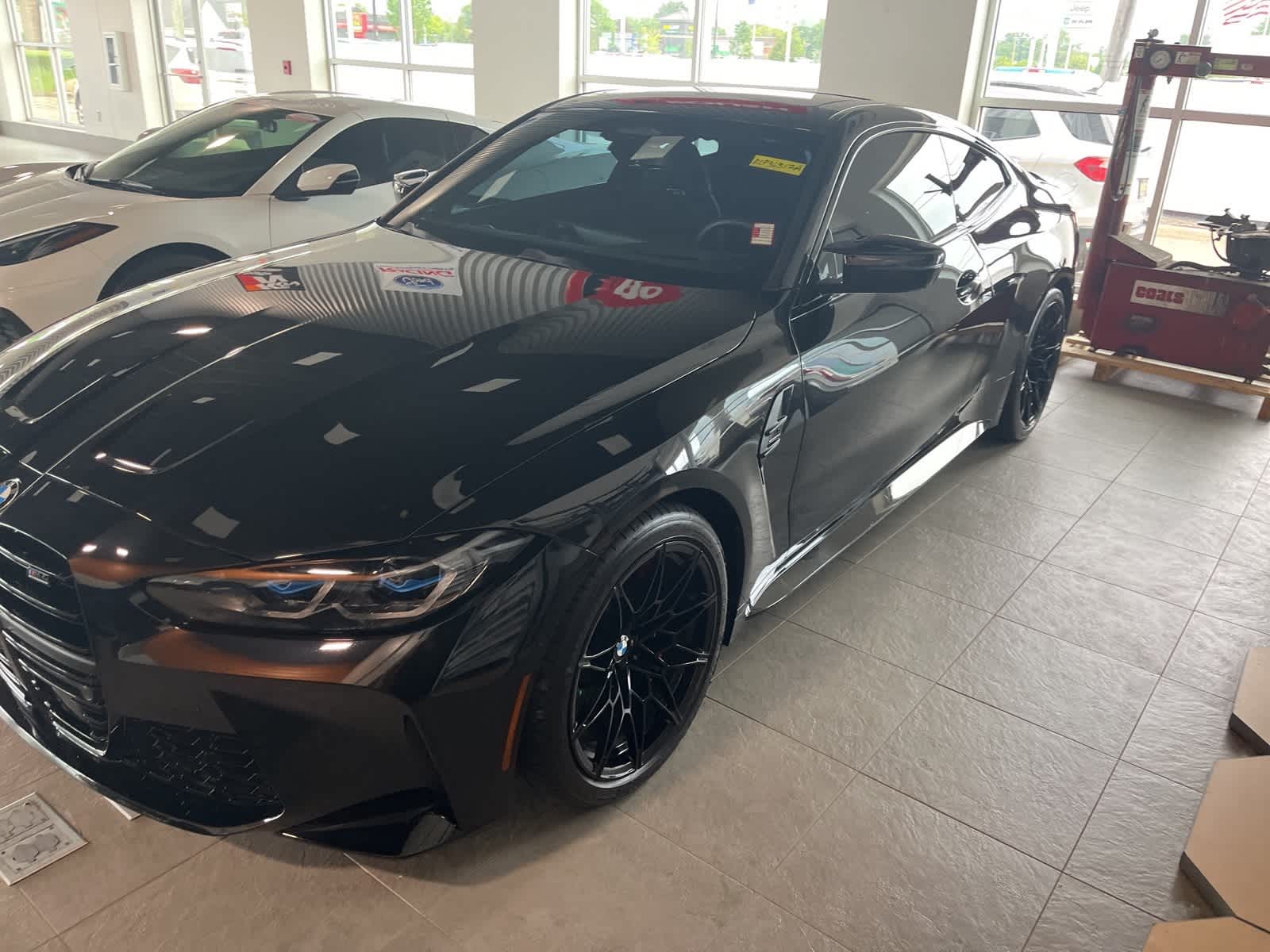 Thumbnail: 2024 BMW M4 - 2