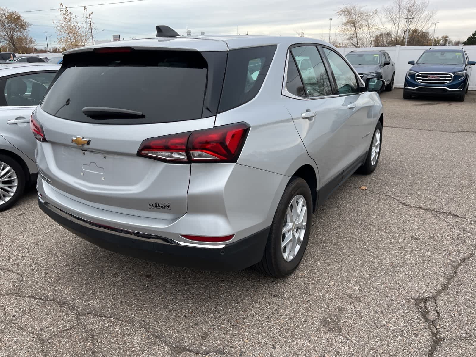 Thumbnail: 2022 Chevrolet Equinox - 13