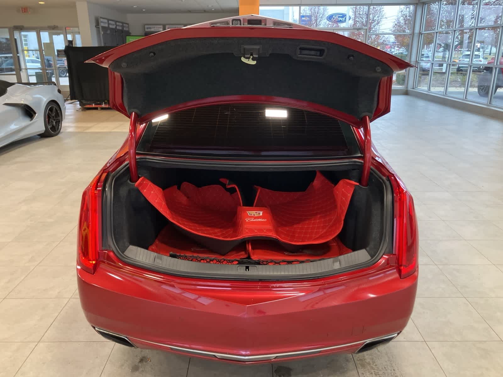 Thumbnail: 2013 Cadillac XTS - 25