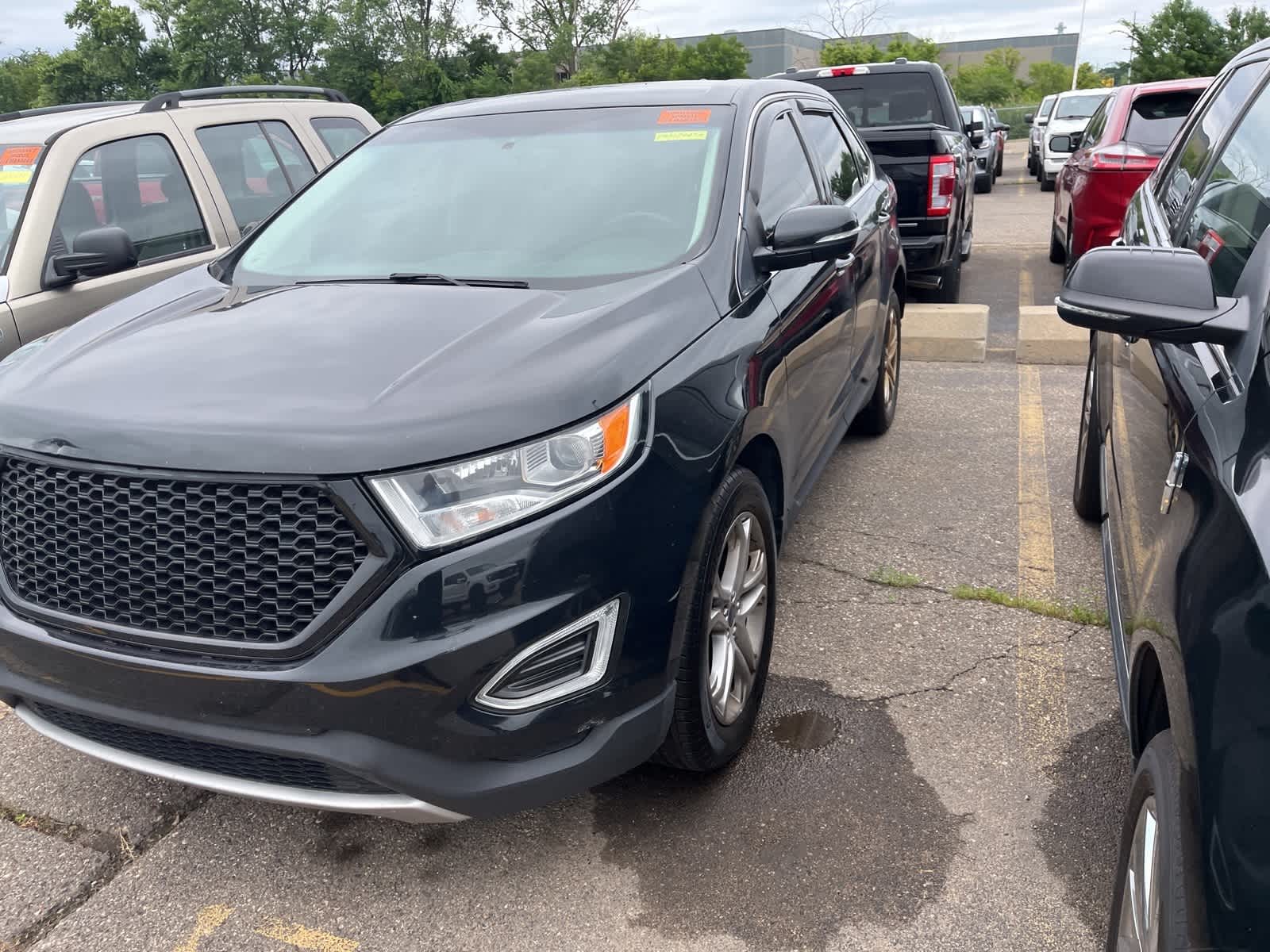 Thumbnail: 2015 Ford Edge - 4