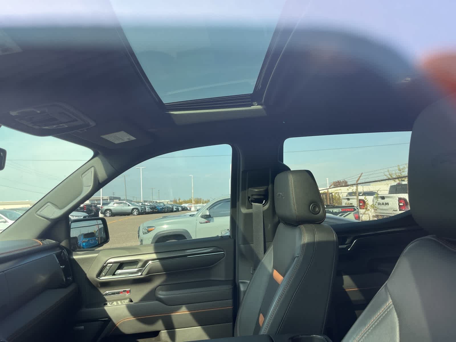 Thumbnail: 2022 GMC Sierra 1500 - 29