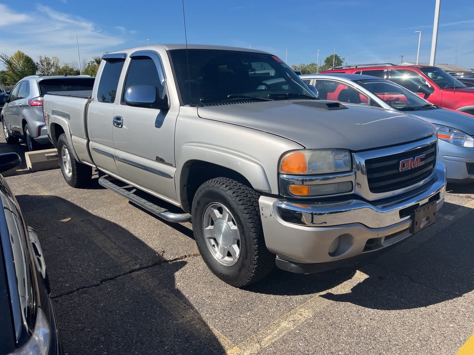 Thumbnail: 2005 GMC Sierra 1500 - 17