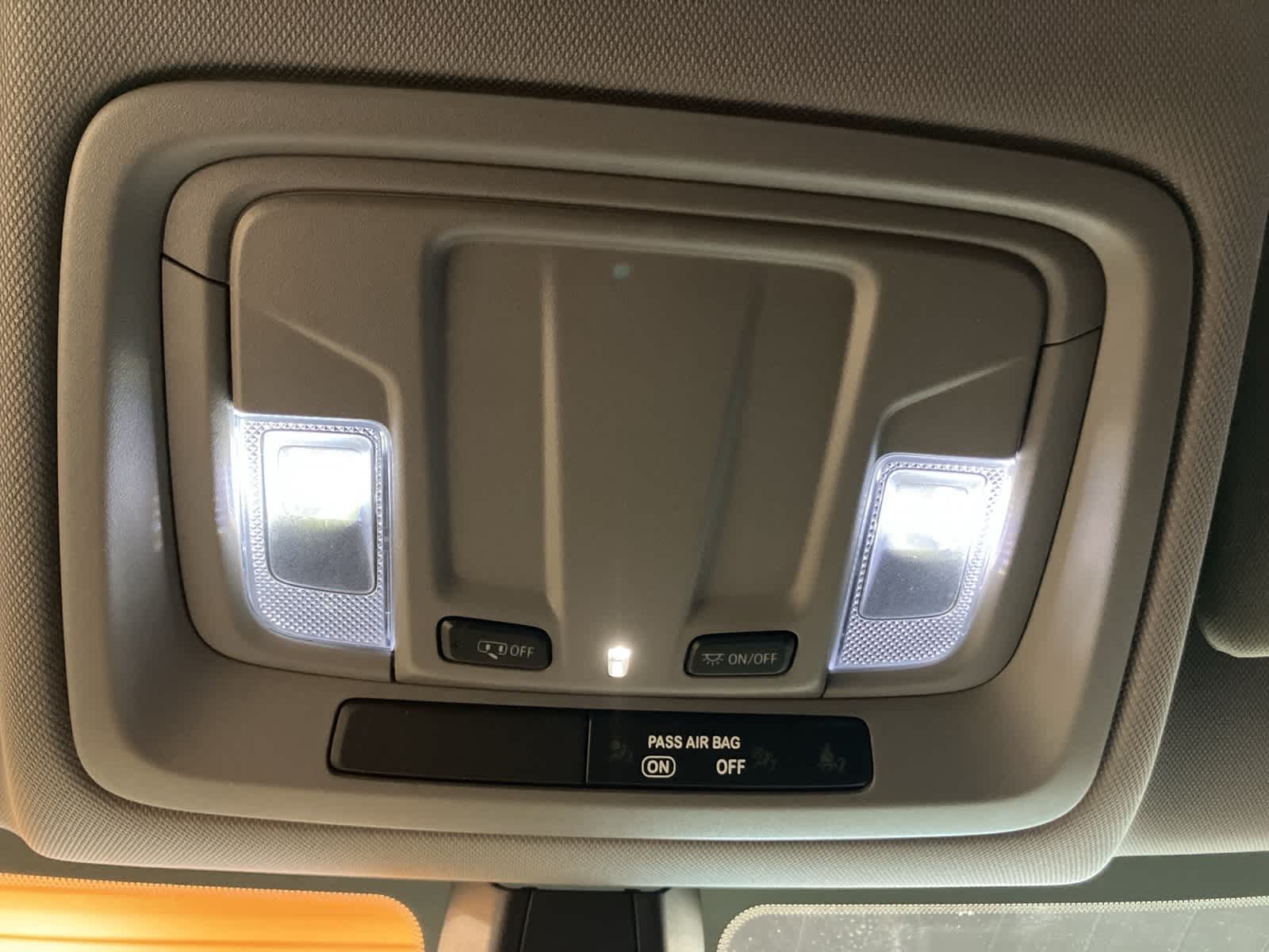 Thumbnail: 2019 Chevrolet Silverado 1500 - 18