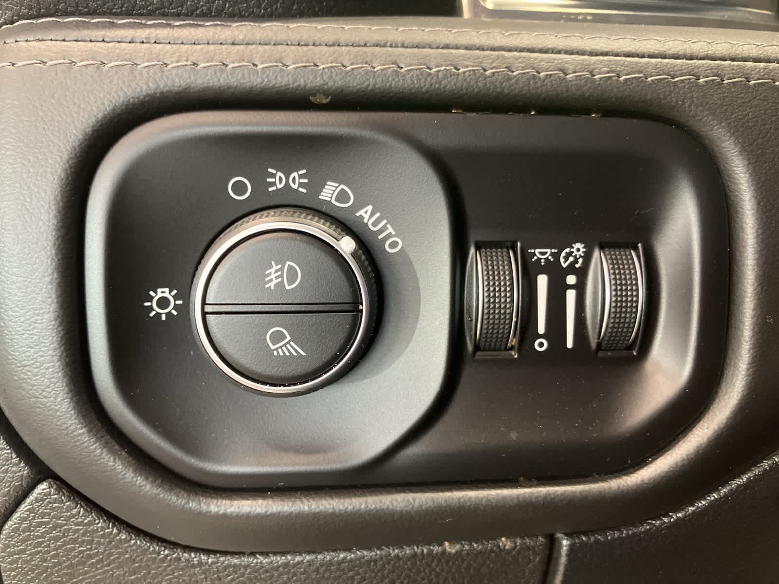 Thumbnail: 2020 RAM 1500 - 20