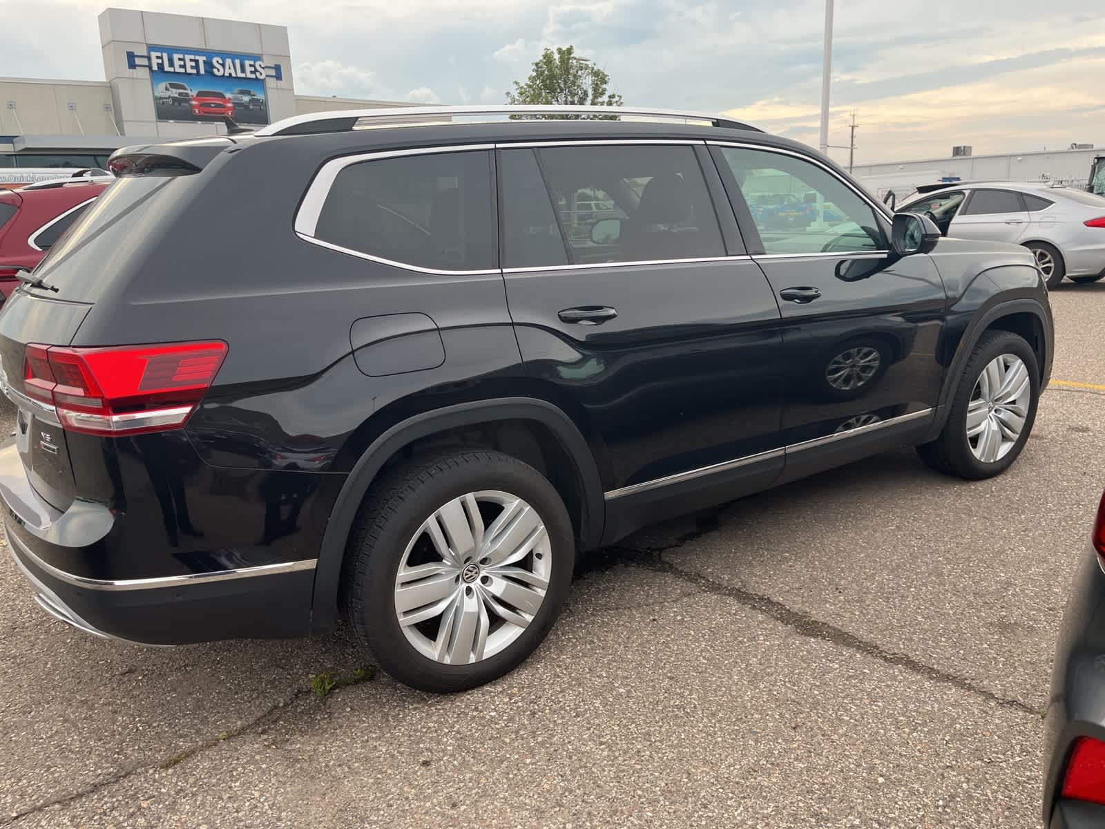 Thumbnail: 2018 Volkswagen Atlas - 16