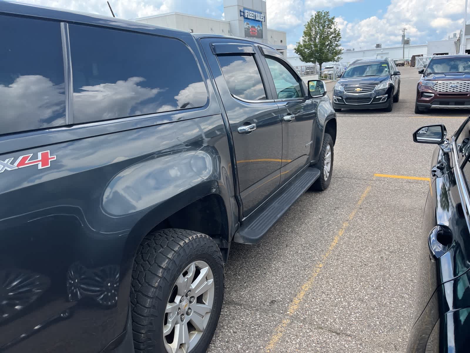 Thumbnail: 2017 Chevrolet Colorado - 16