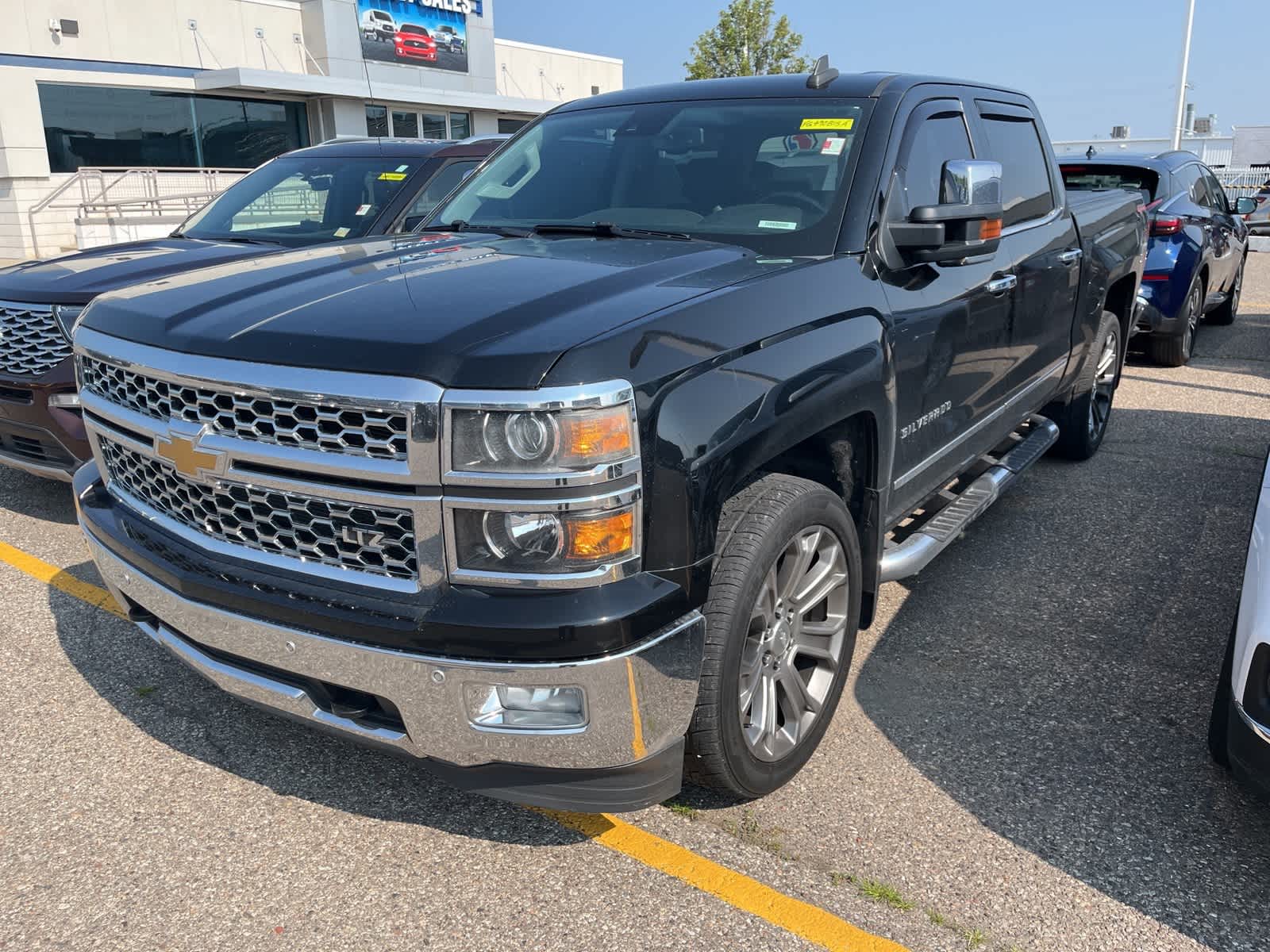Thumbnail: 2015 Chevrolet Silverado 1500 - 1