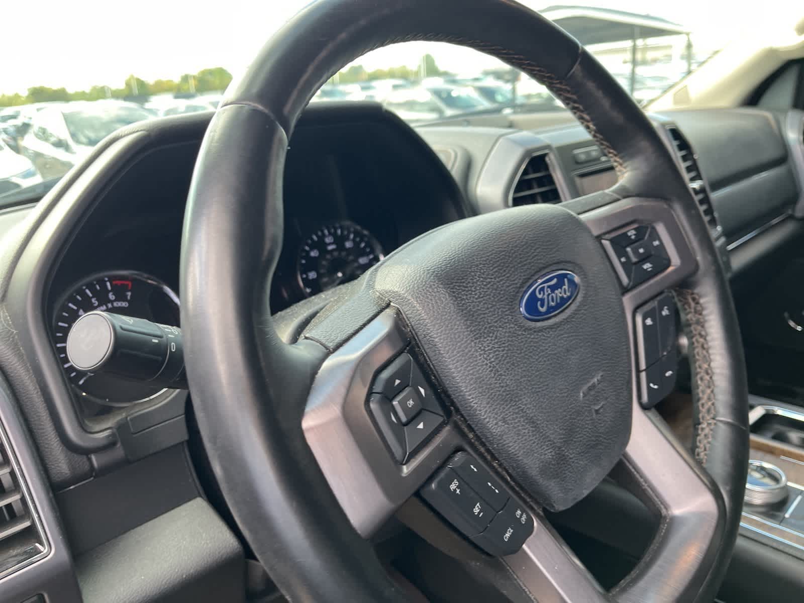 Thumbnail: 2019 Ford Expedition - 26