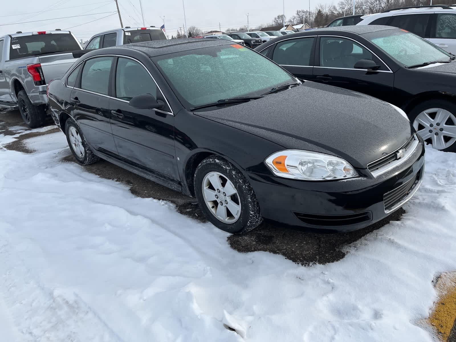 Thumbnail: 2009 Chevrolet Impala - 17