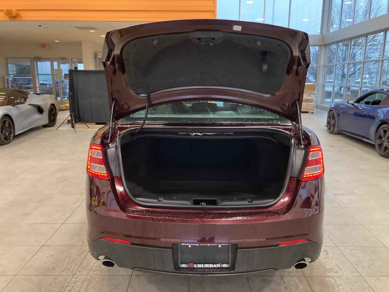 Thumbnail: 2019 Ford Taurus - 30