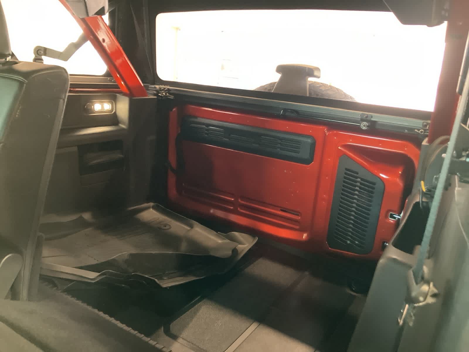 Thumbnail: 2022 Ford Bronco - 28