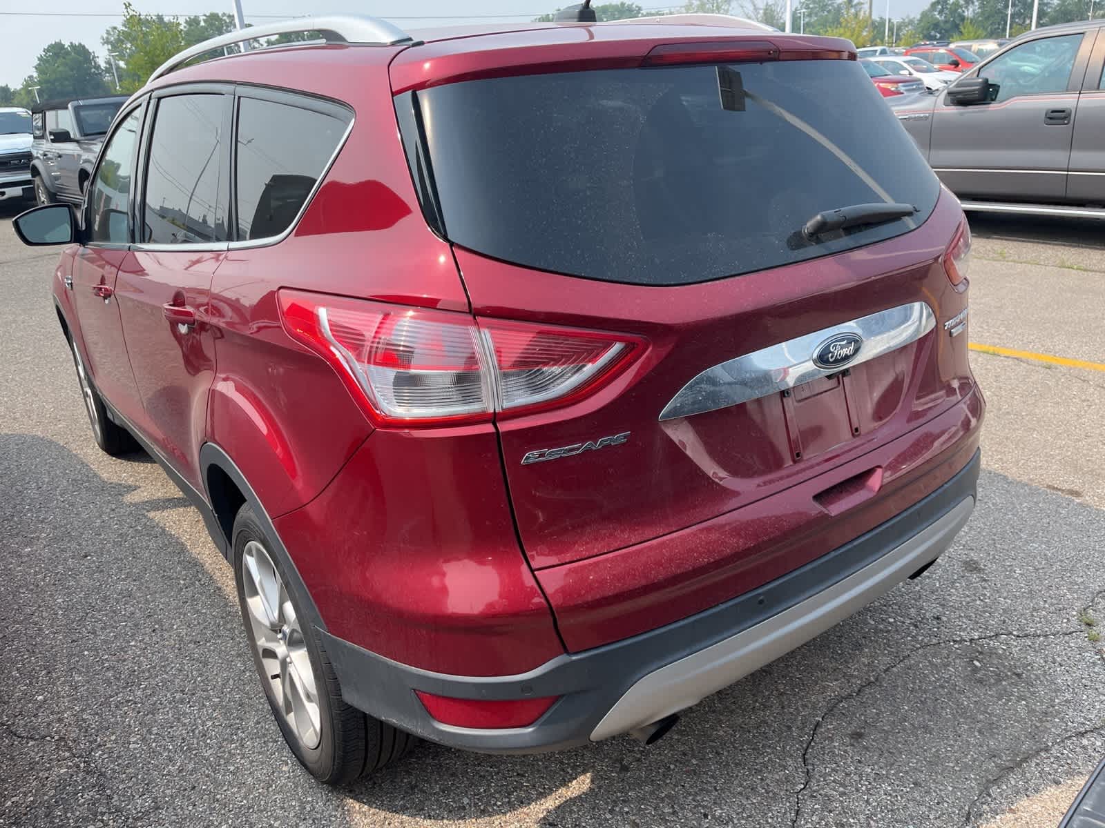 Thumbnail: 2015 Ford Escape - 9