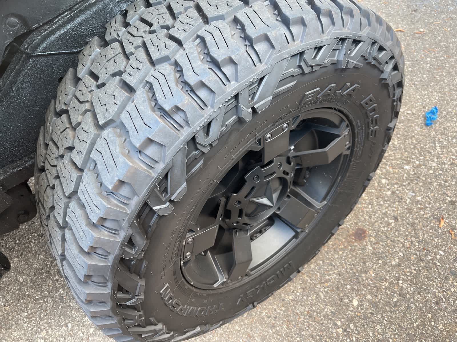 Thumbnail: 2017 Jeep Wrangler - 8