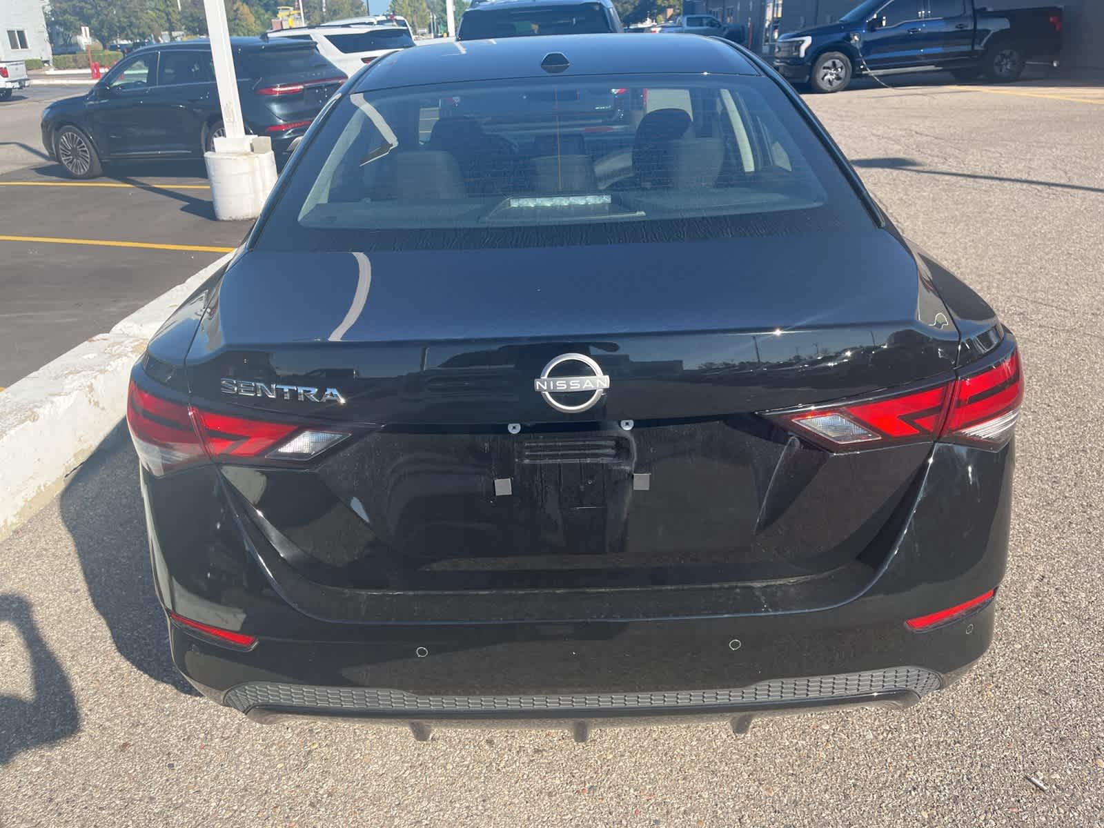 Thumbnail: 2025 Nissan Sentra - 11