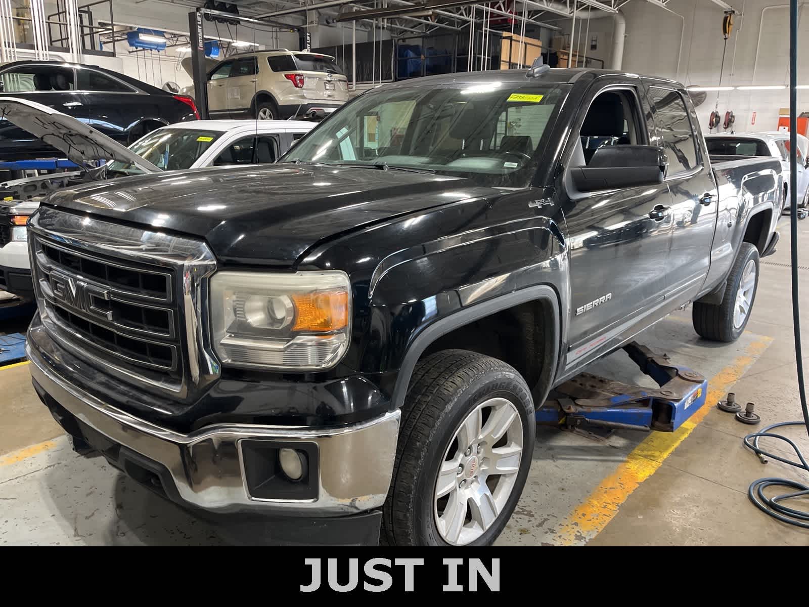 2015 GMC Sierra 1500 SLE -
                  Sterling Heights, MI