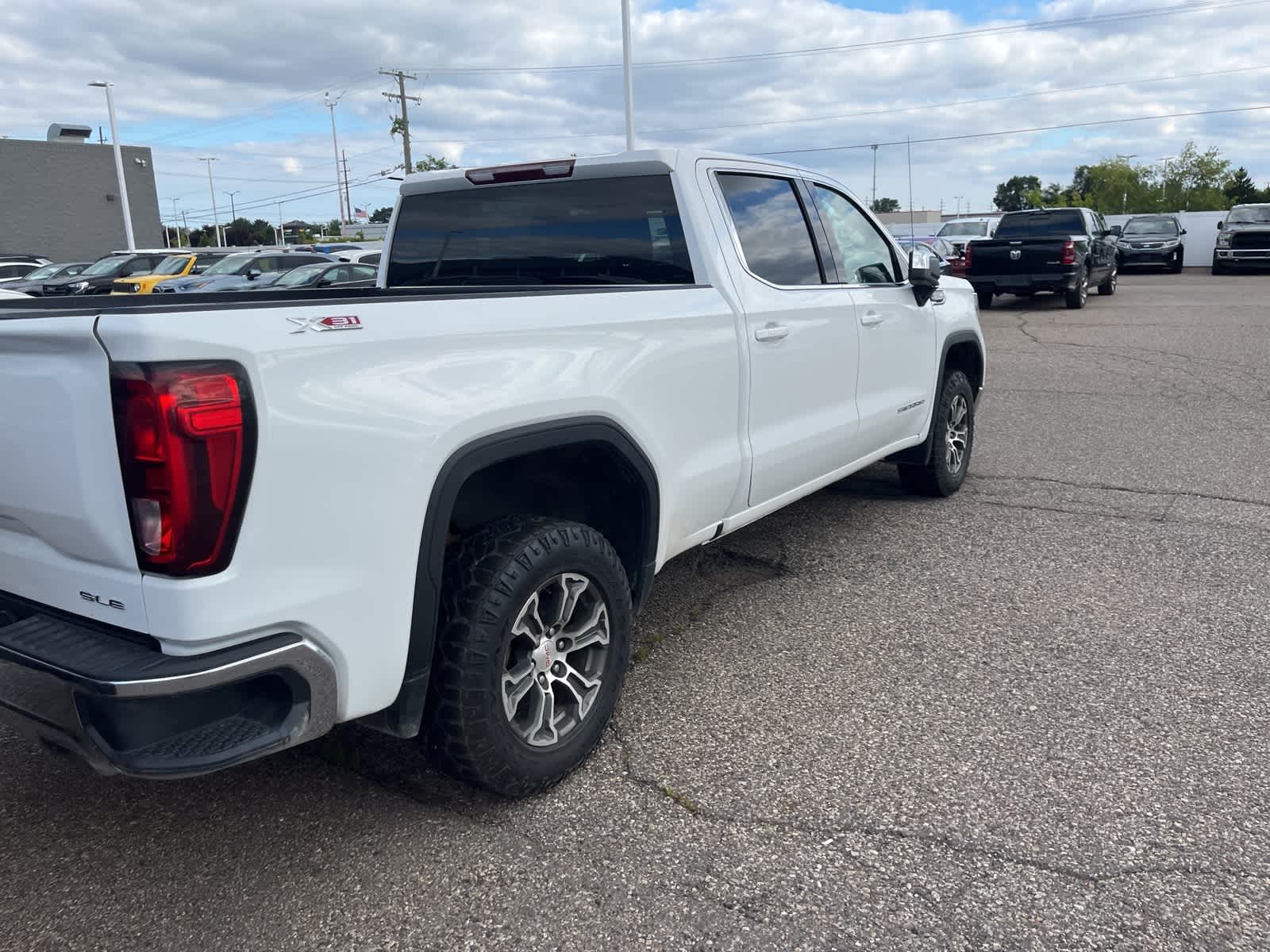 Thumbnail: 2020 GMC Sierra 1500 - 13