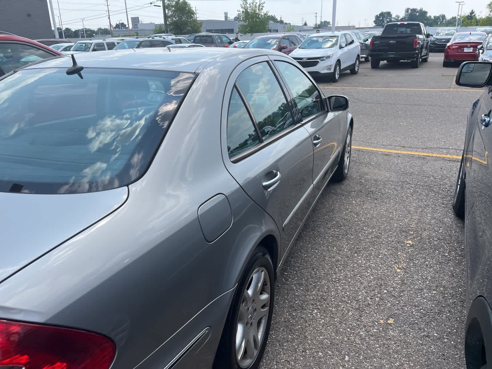Thumbnail: 2005 Mercedes-Benz E-Class - 15