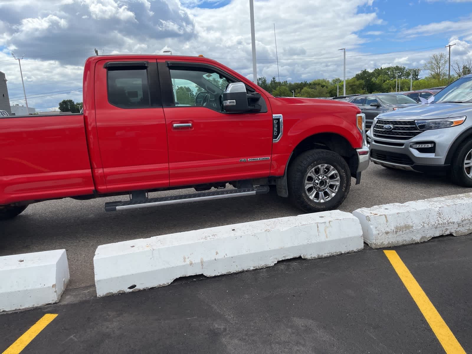 Thumbnail: 2018 Ford Econoline - 17