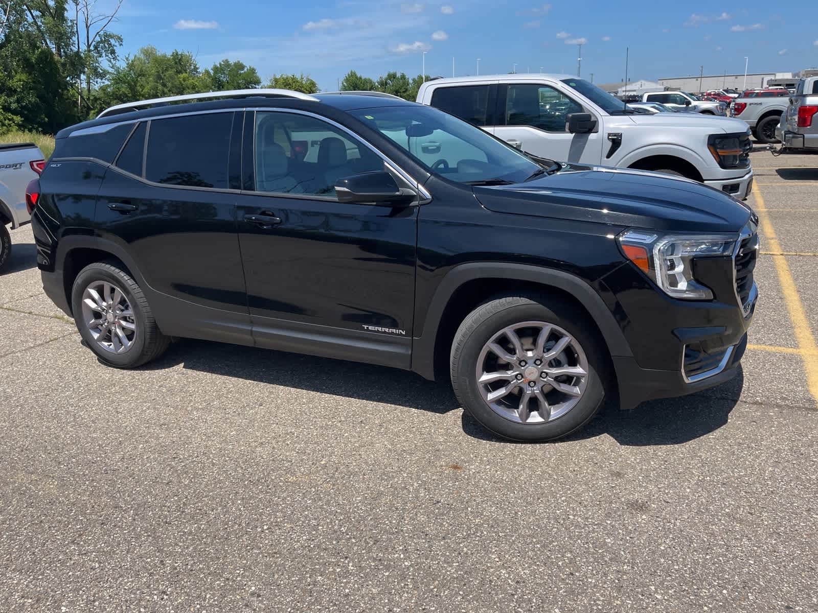 Thumbnail: 2024 GMC Terrain - 16
