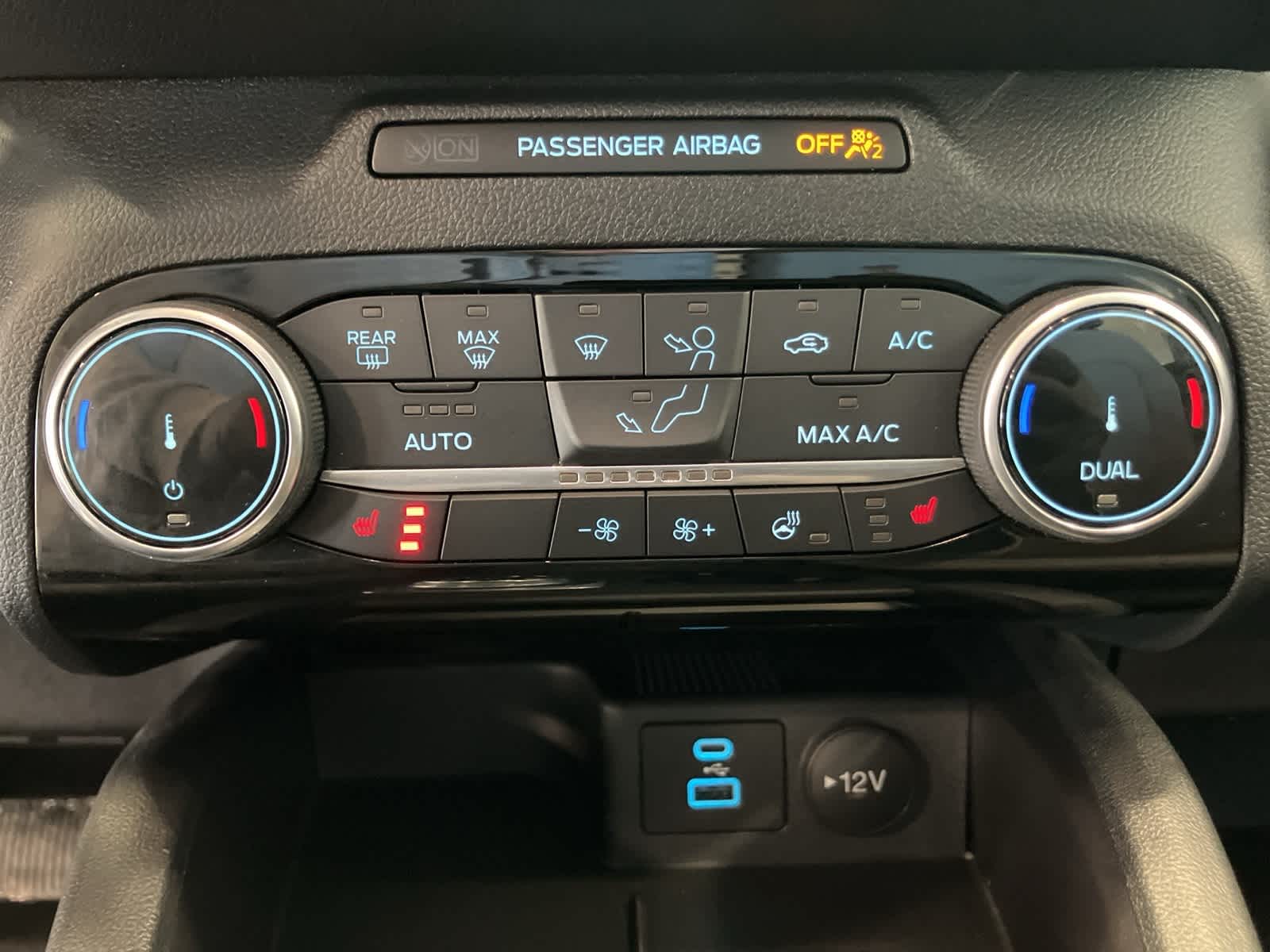 Thumbnail: 2022 Ford Escape - 18