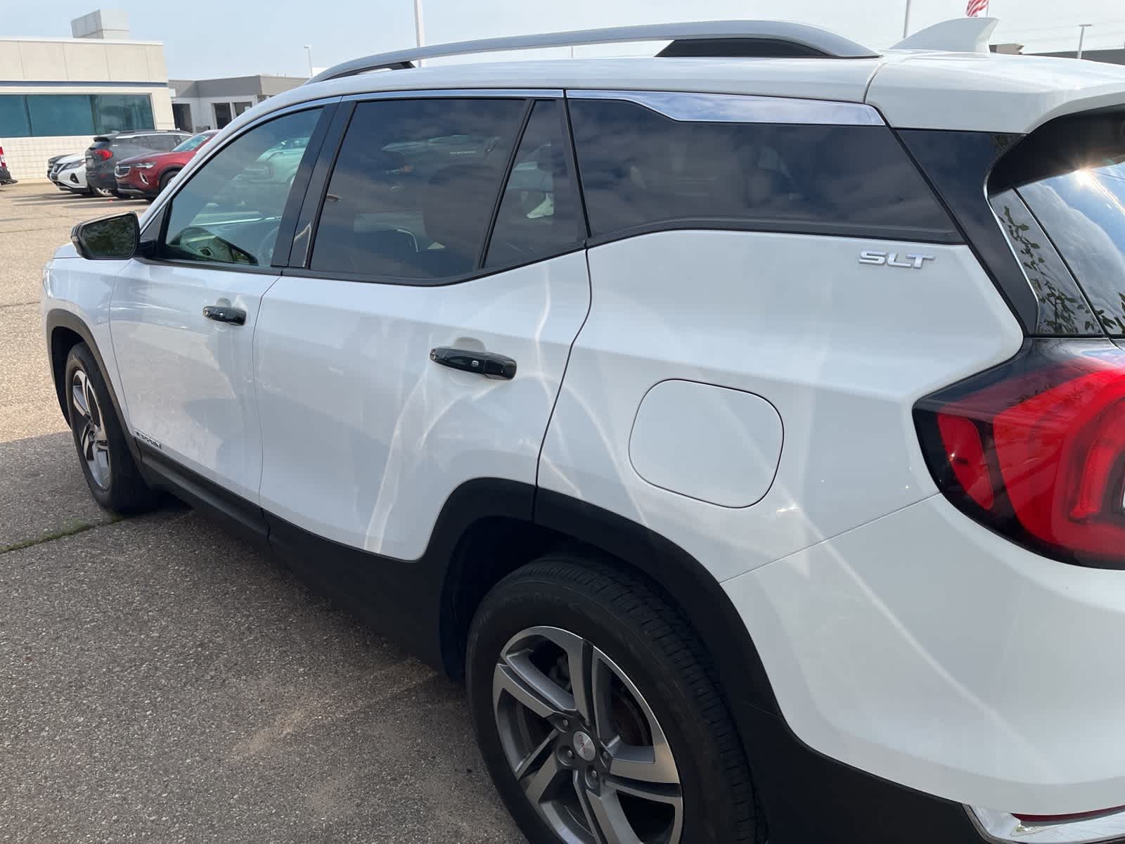Thumbnail: 2020 GMC Terrain - 9