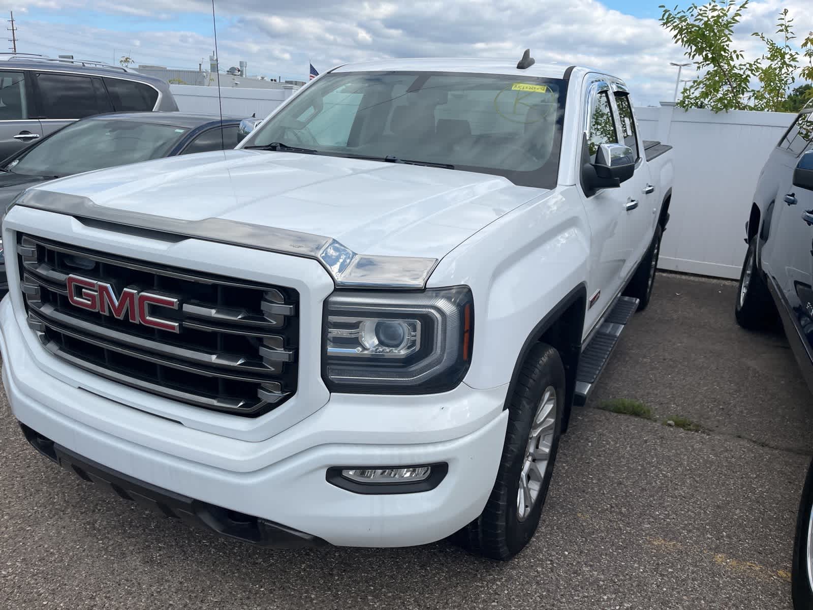 Thumbnail: 2016 GMC Sierra 1500 - 3