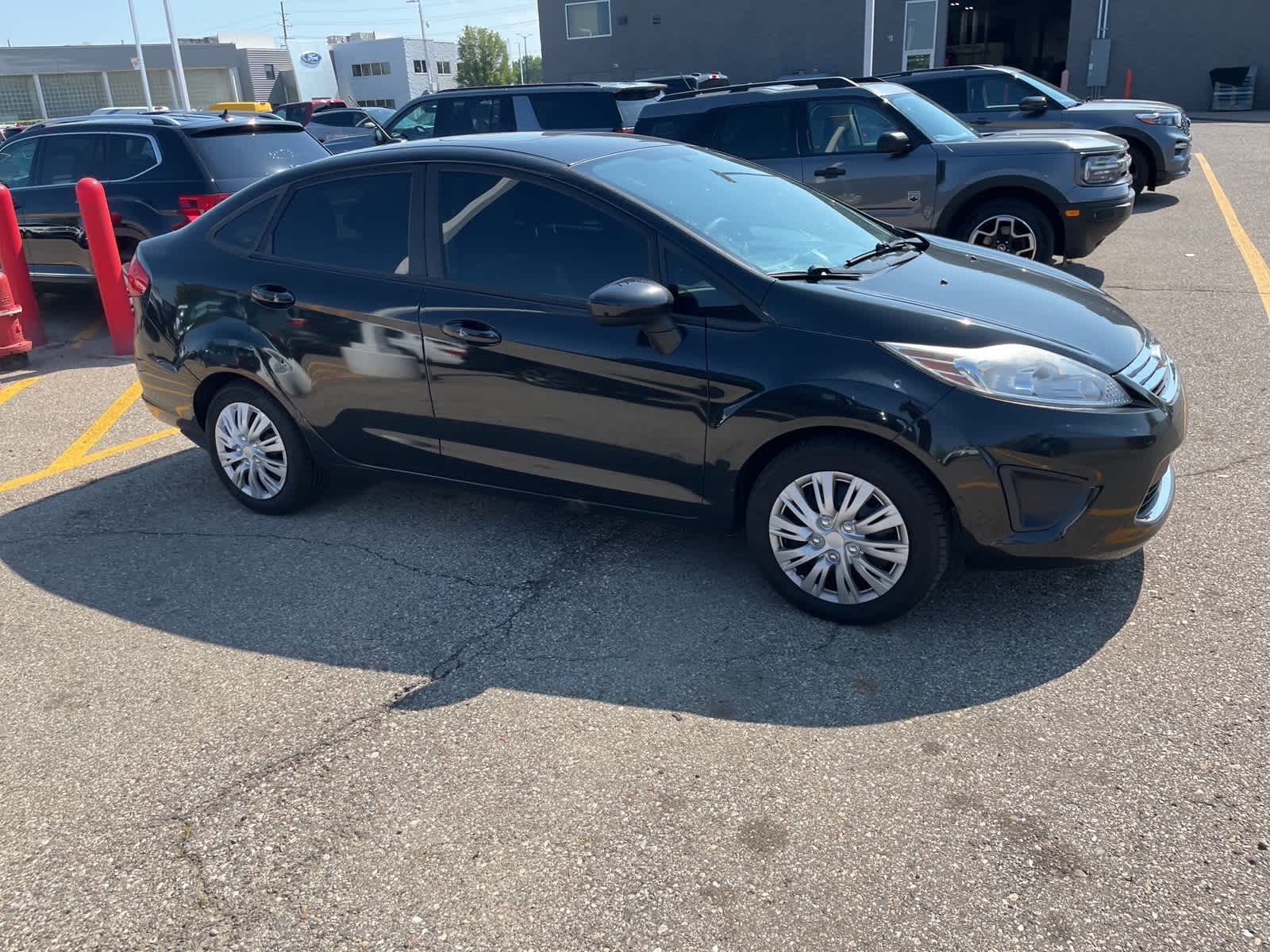 Thumbnail: 2011 Ford Fiesta - 15