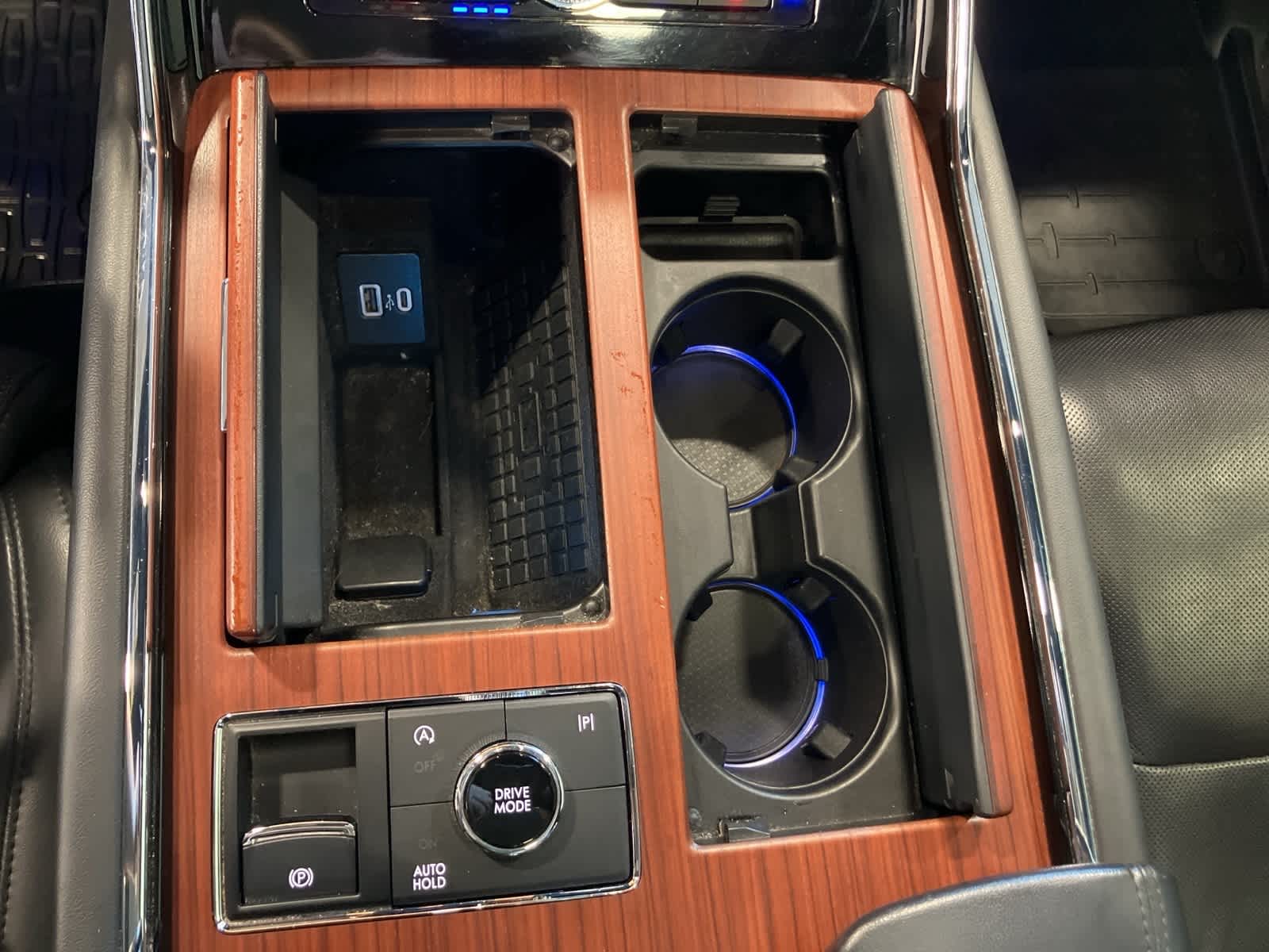 Thumbnail: 2023 Lincoln Navigator - 19