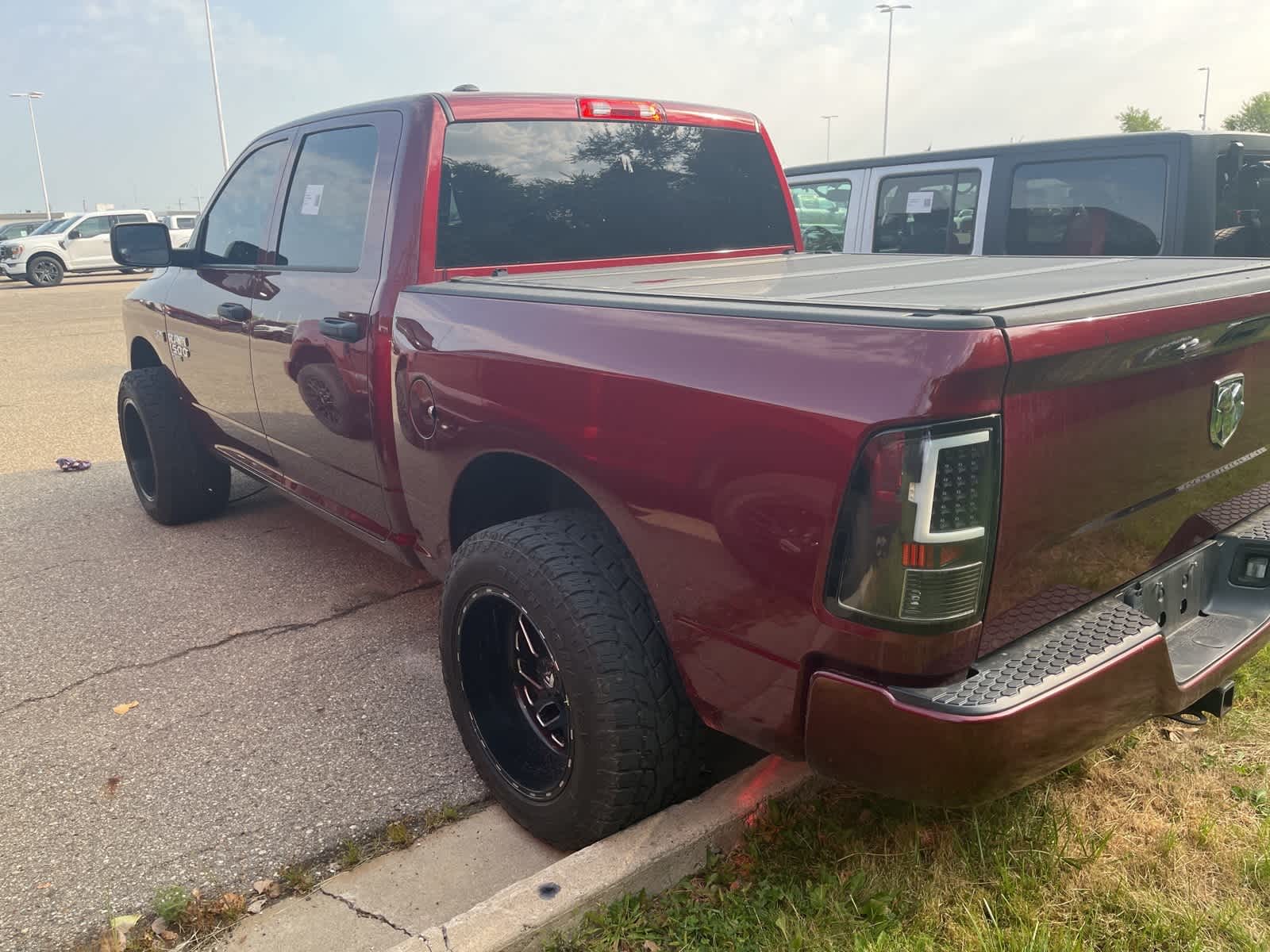 Thumbnail: 2019 RAM 1500 Classic - 7