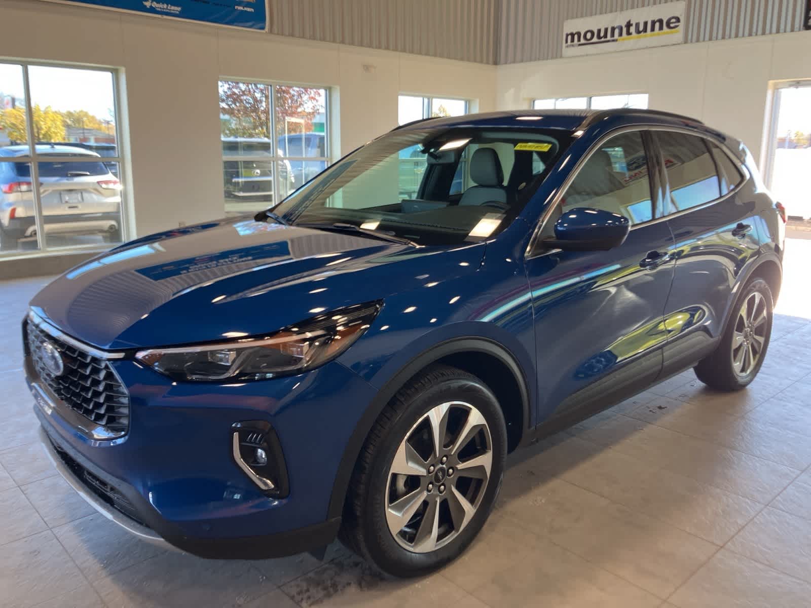 Thumbnail: 2023 Ford Escape - 1