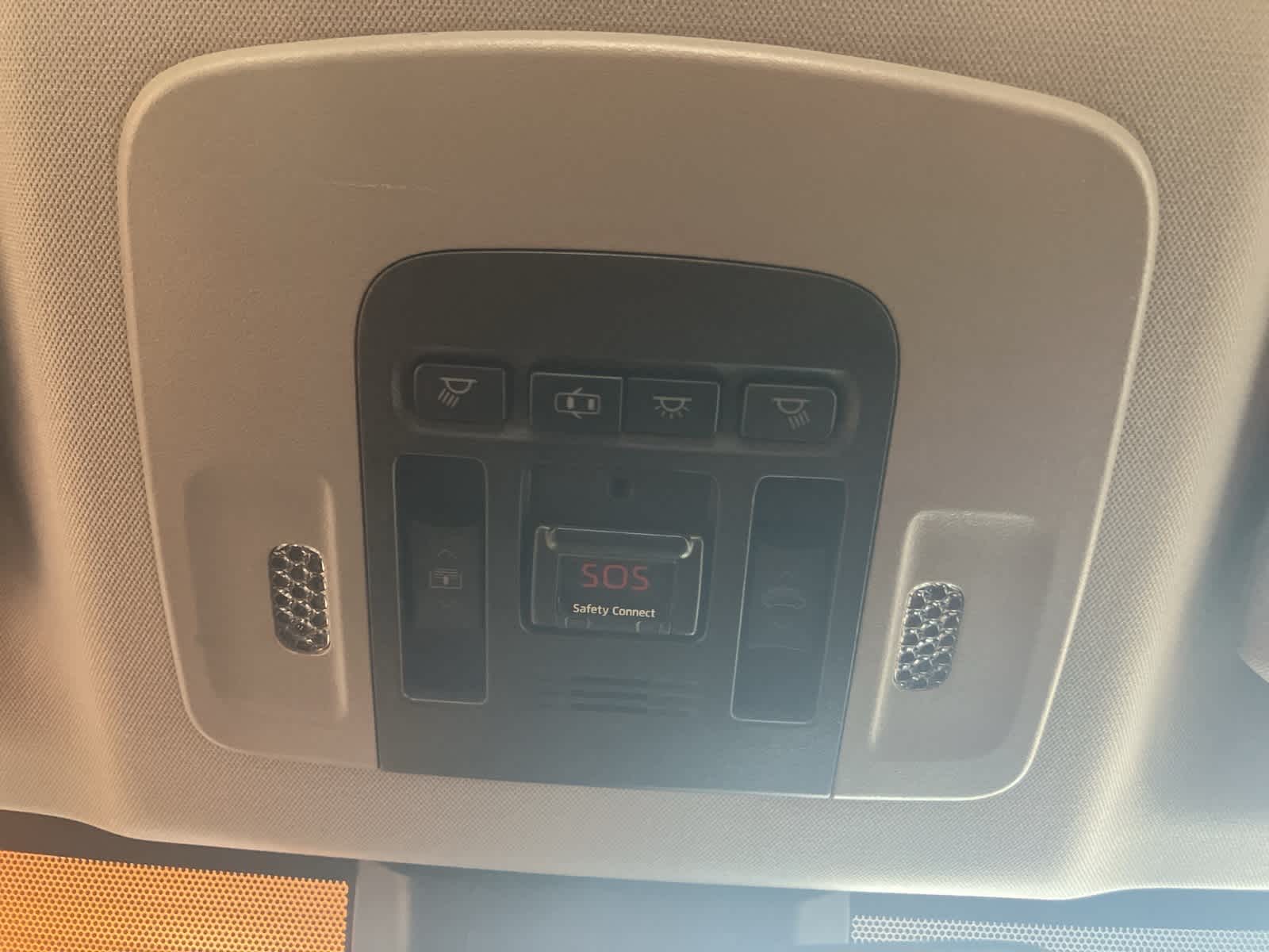 Thumbnail: 2019 Toyota Camry - 23