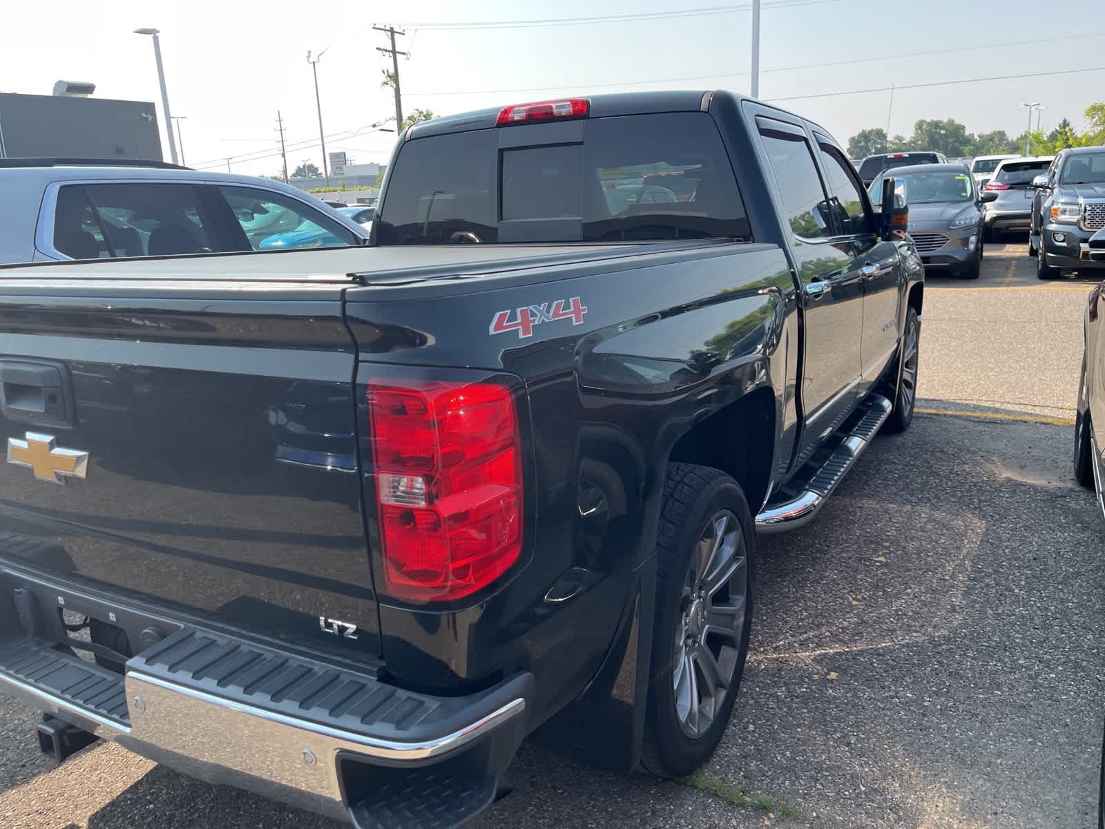 Thumbnail: 2015 Chevrolet Silverado 1500 - 15