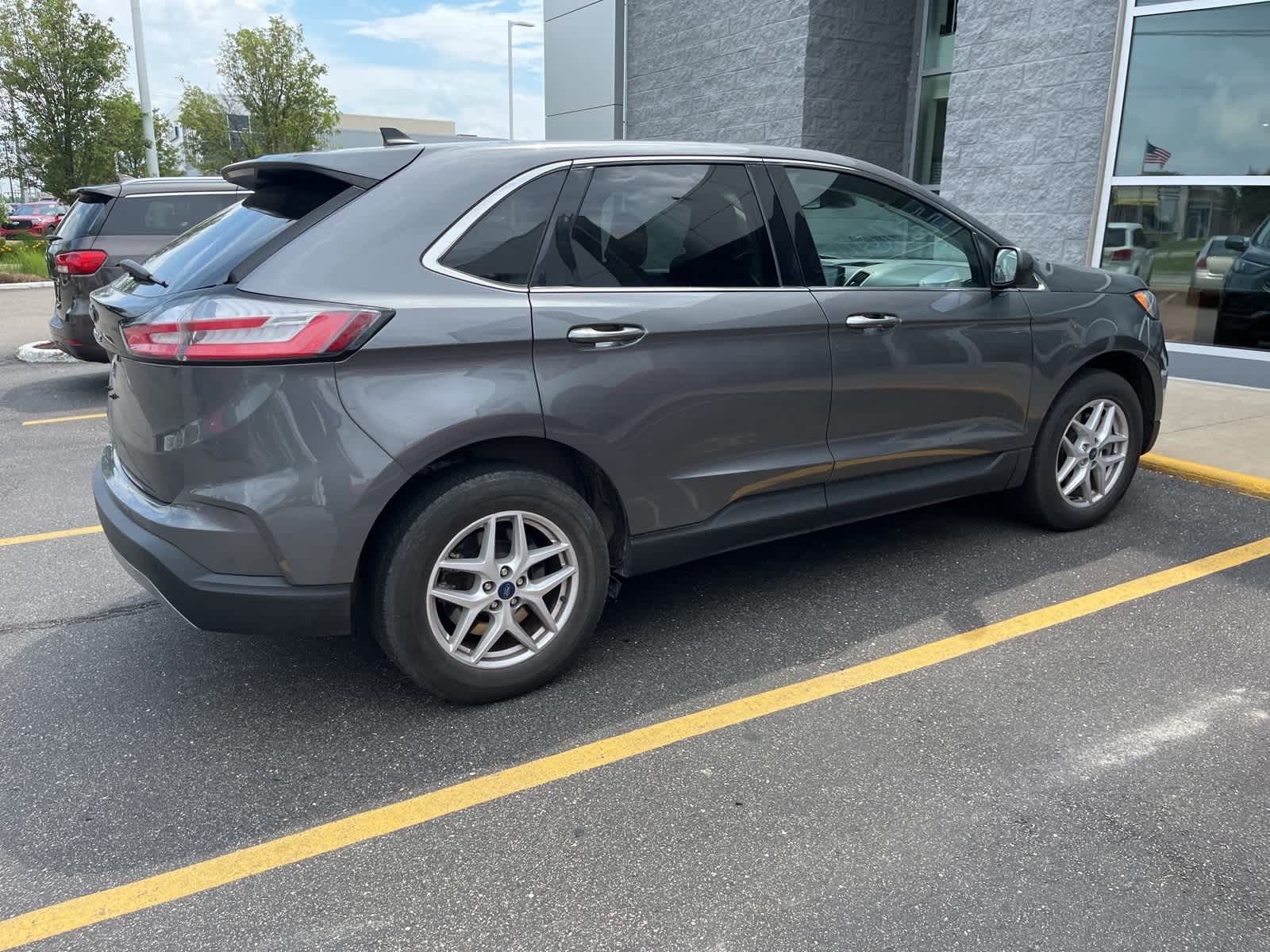 Thumbnail: 2022 Ford Edge - 14