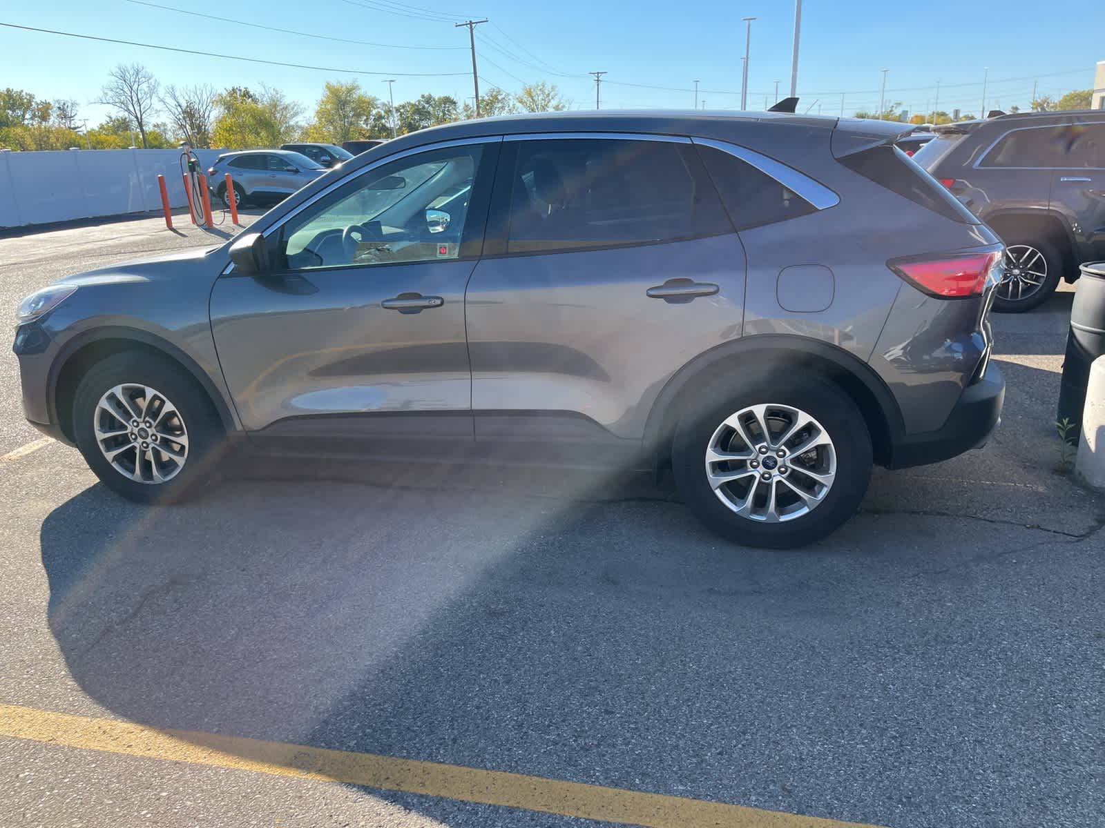 Thumbnail: 2022 Ford Escape - 7