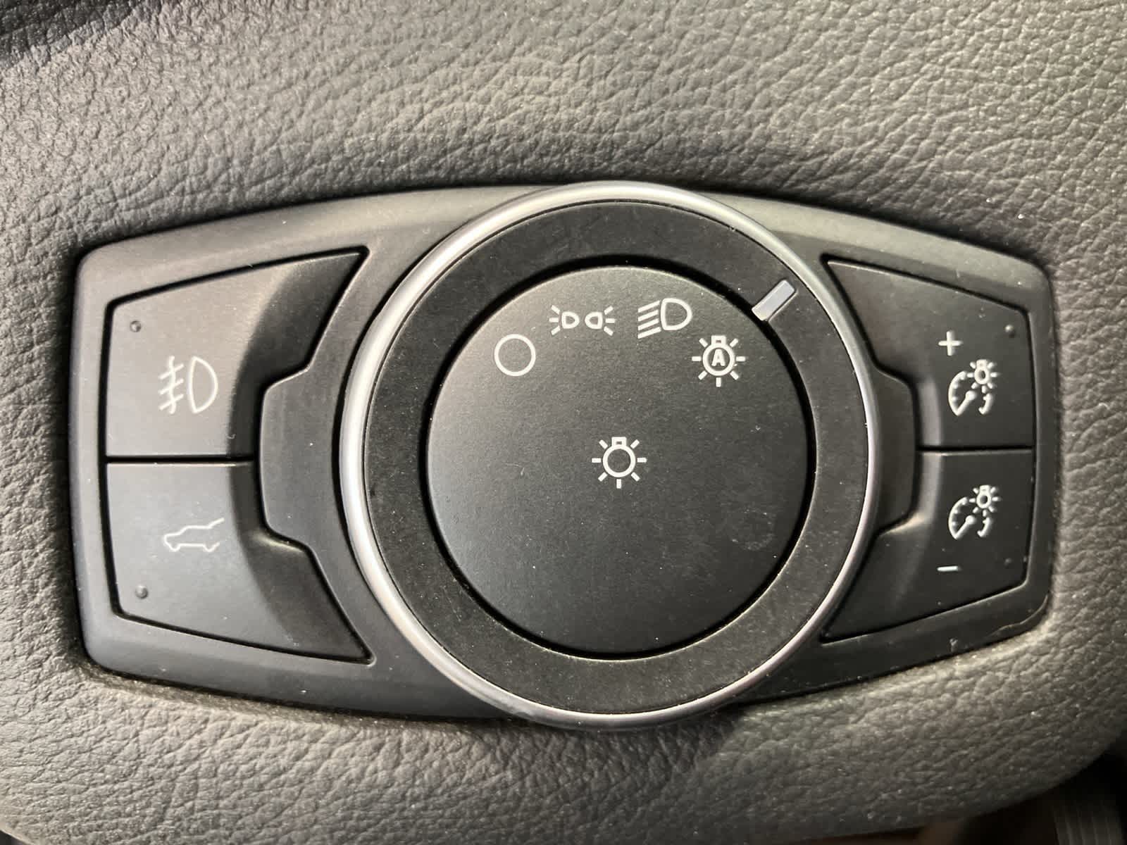 Thumbnail: 2018 Ford Escape - 14