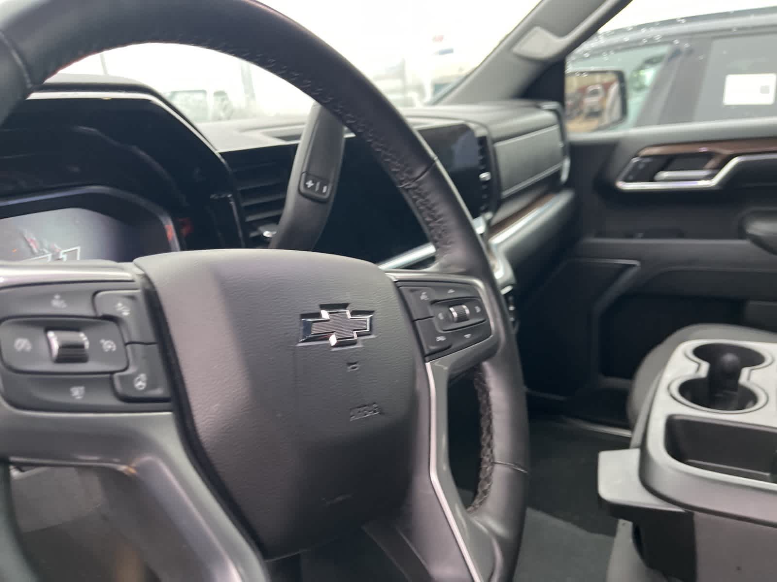 Thumbnail: 2024 Chevrolet Silverado 1500 - 26