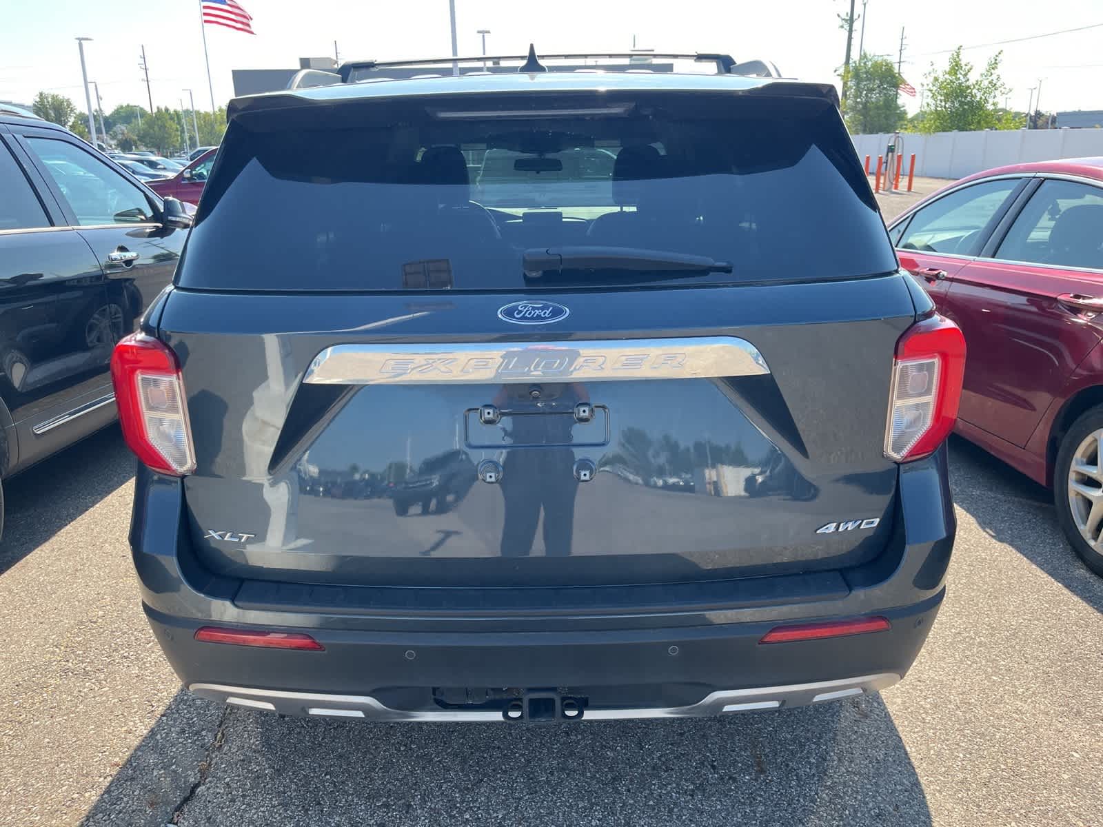 Thumbnail: 2022 Ford Explorer - 11