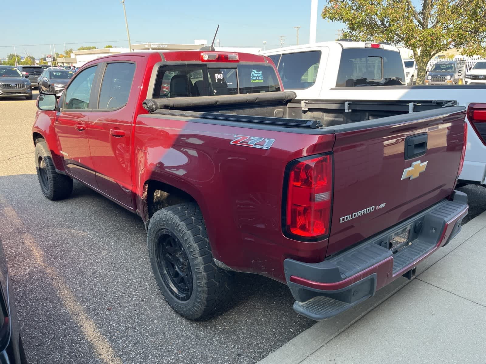 Thumbnail: 2019 Chevrolet Colorado - 8