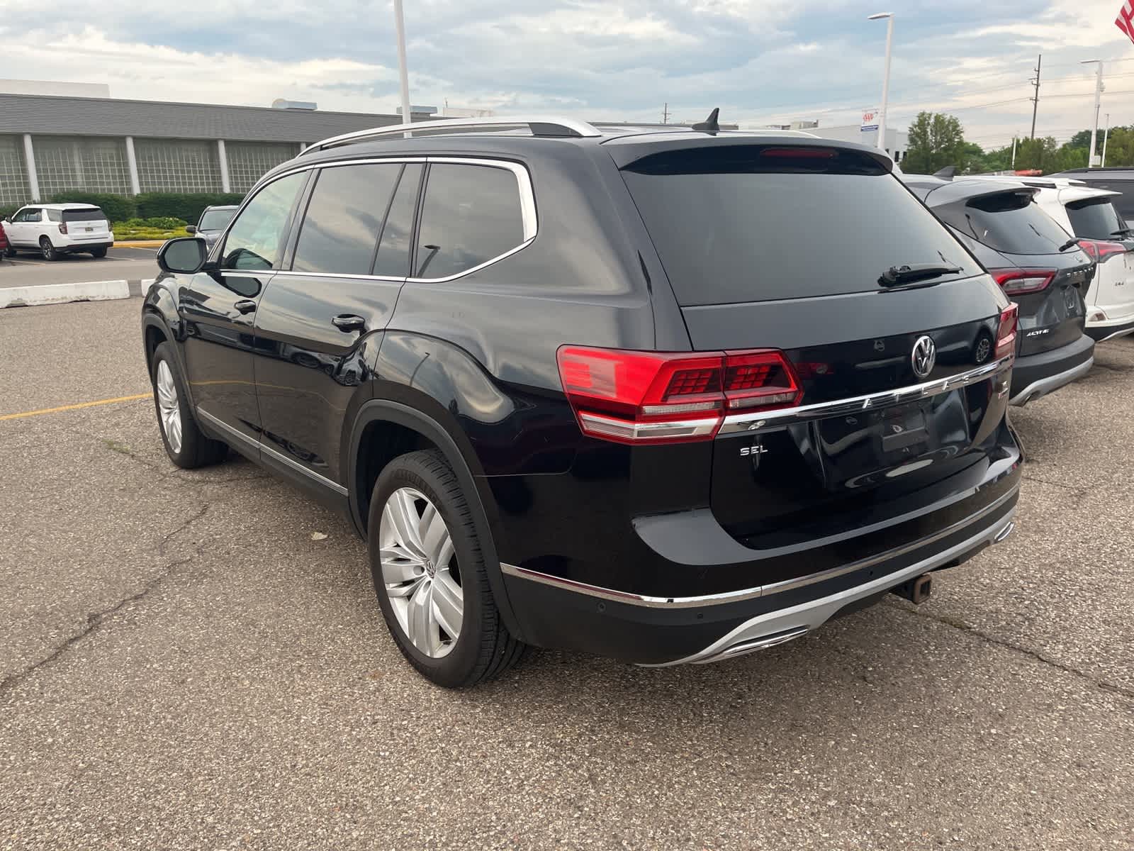 Thumbnail: 2018 Volkswagen Atlas - 7