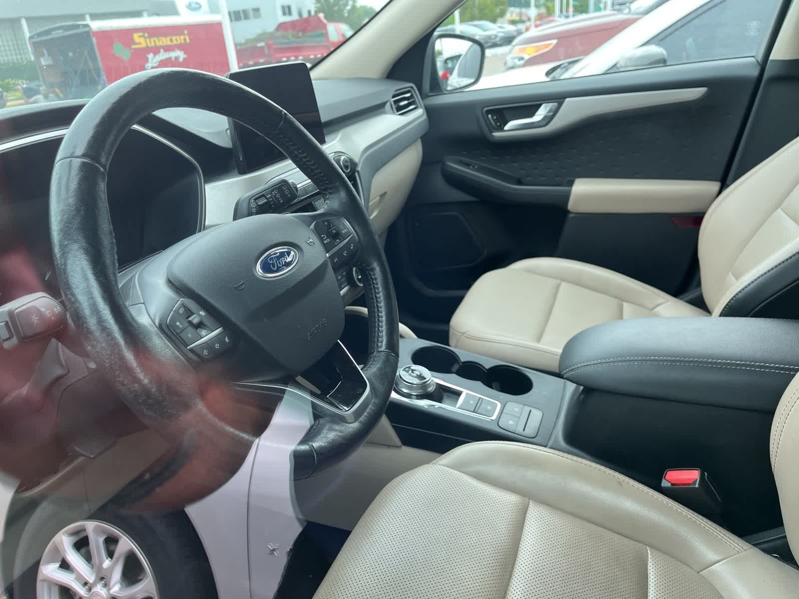 Thumbnail: 2020 Ford Escape - 23