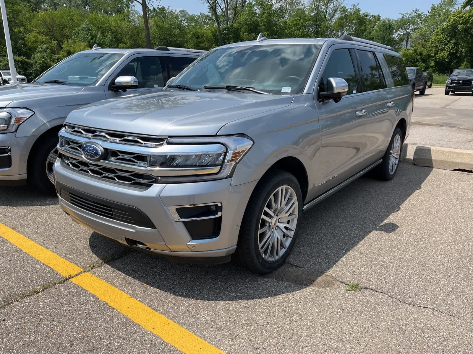2024 Ford Expedition MAX Platinum -
                  Sterling Heights, MI