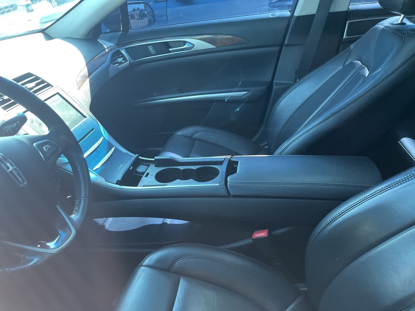 Thumbnail: 2016 Lincoln MKZ - 26