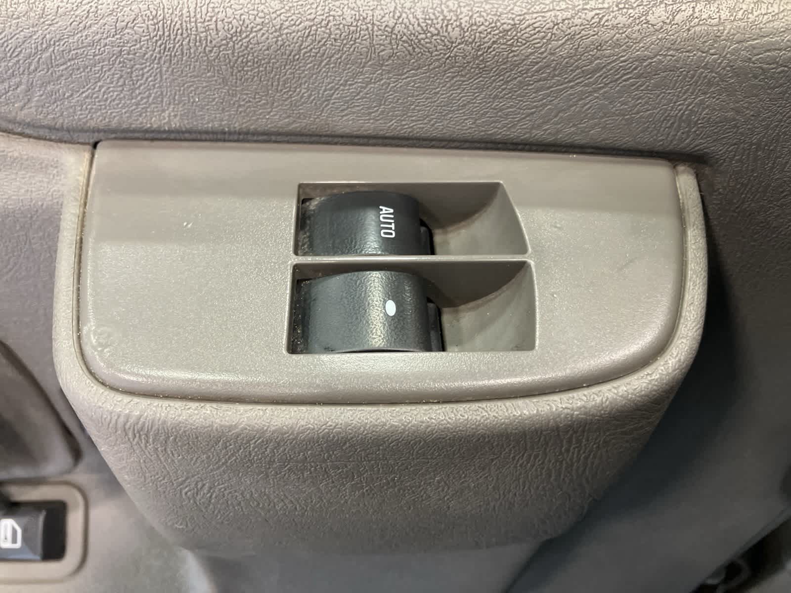 Thumbnail: 2021 GMC Savana - 11