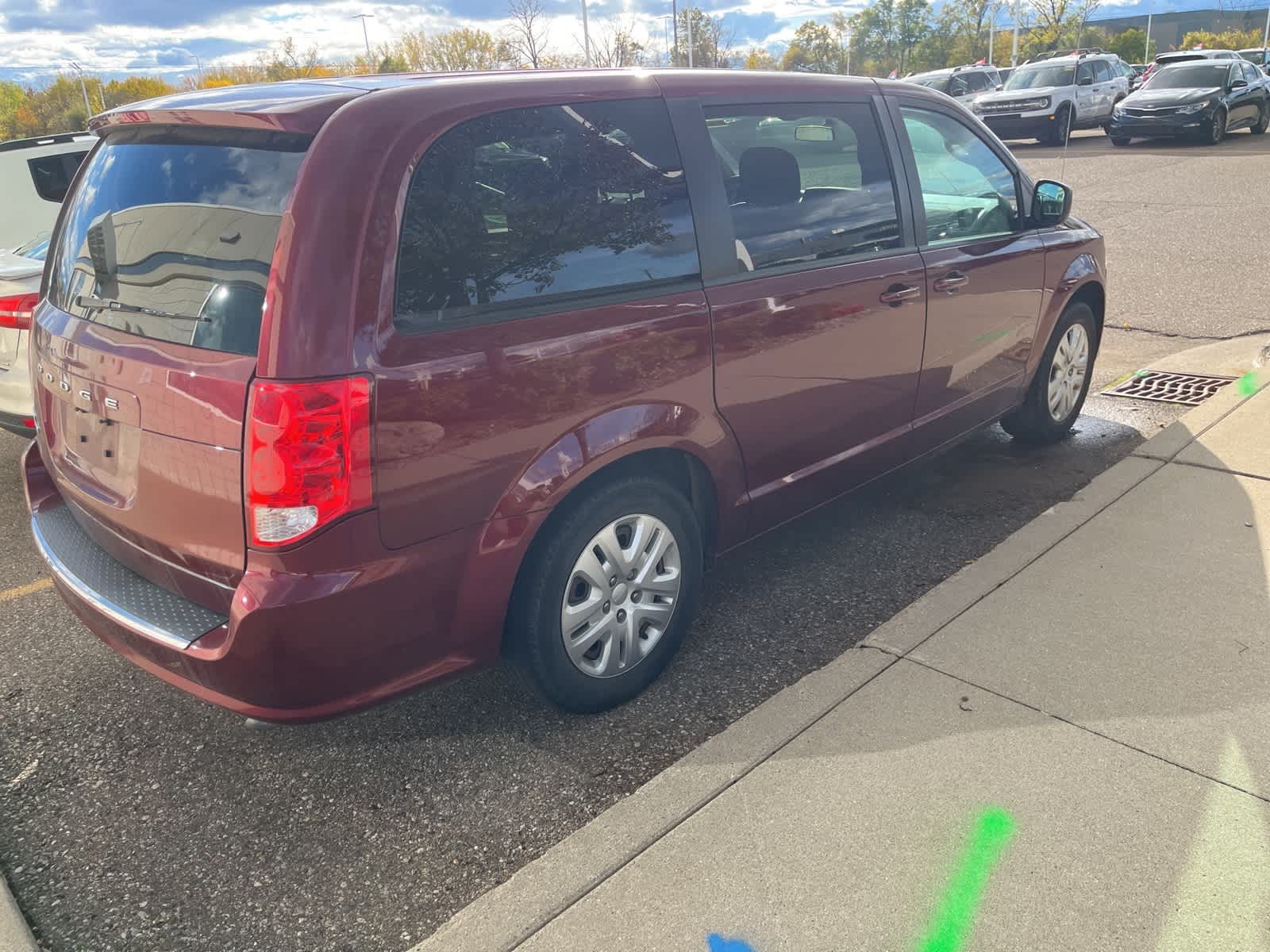 Thumbnail: 2018 Dodge Grand Caravan - 16