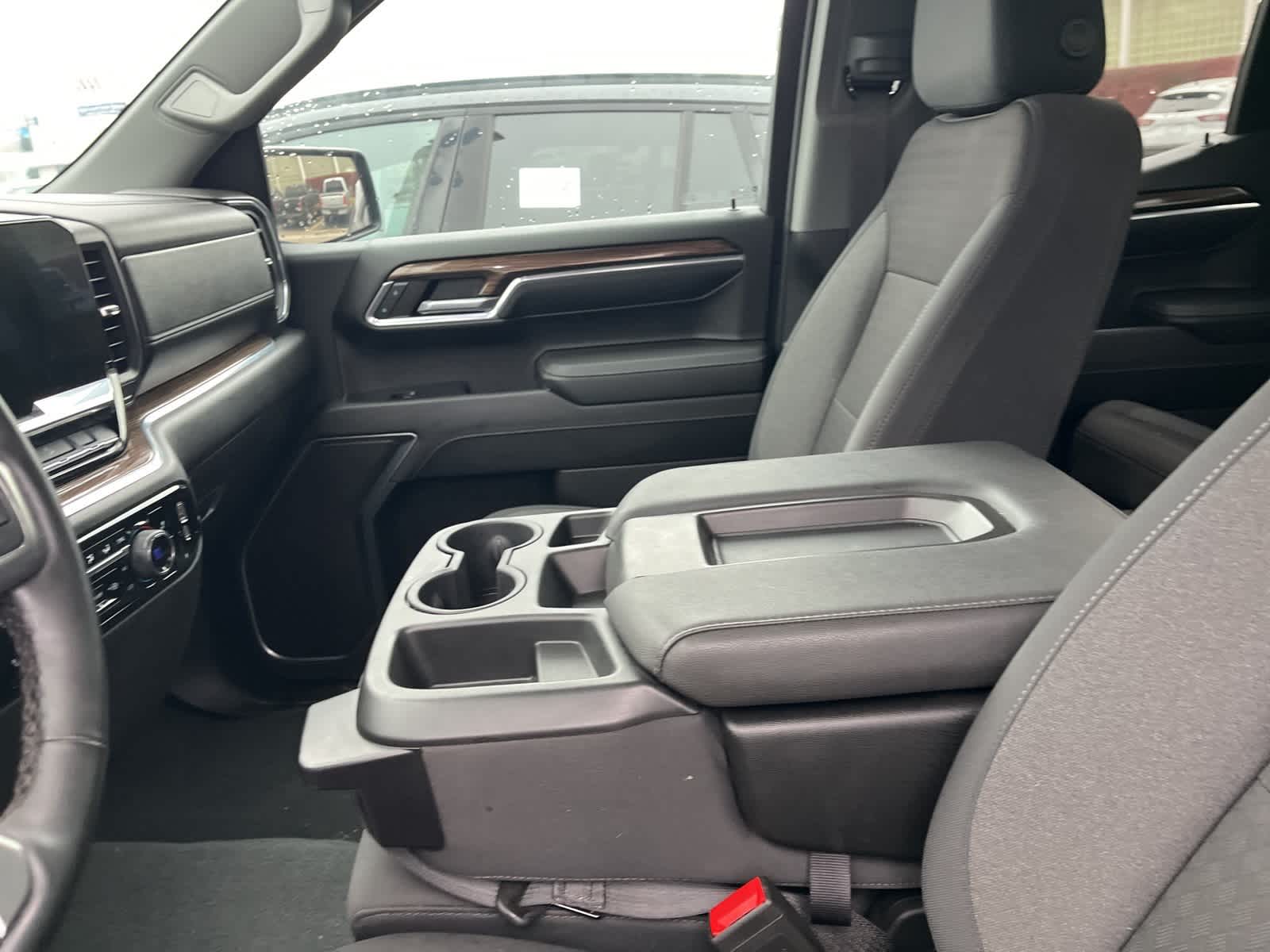 Thumbnail: 2024 Chevrolet Silverado 1500 - 24