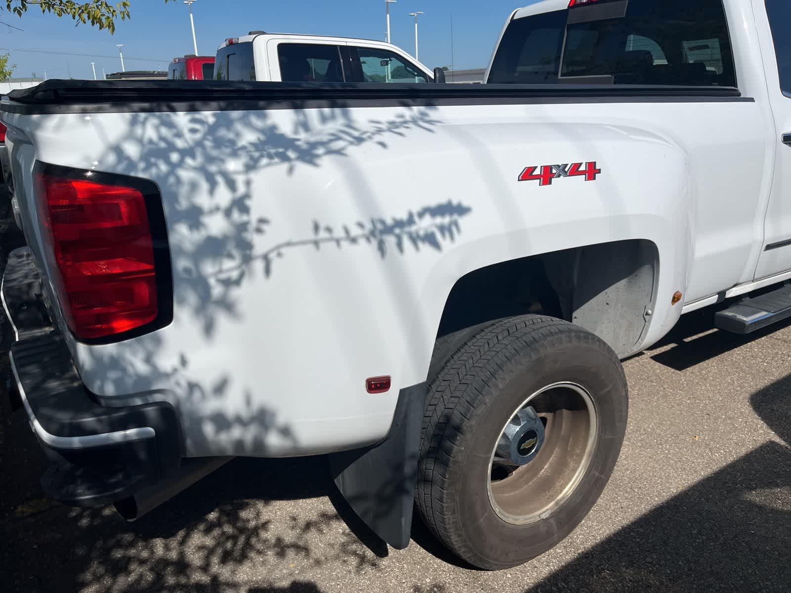 Thumbnail: 2019 Chevrolet Silverado 3500 - 12