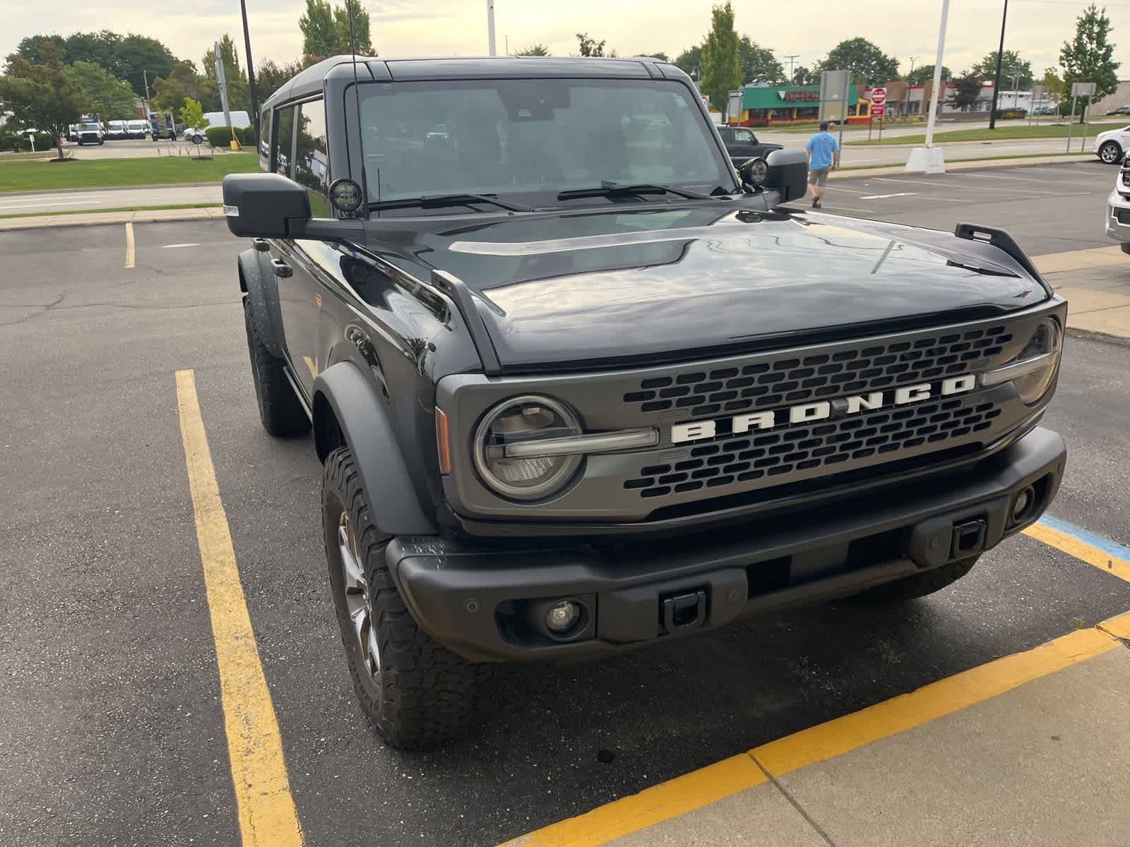 Thumbnail: 2022 Ford Bronco - 18